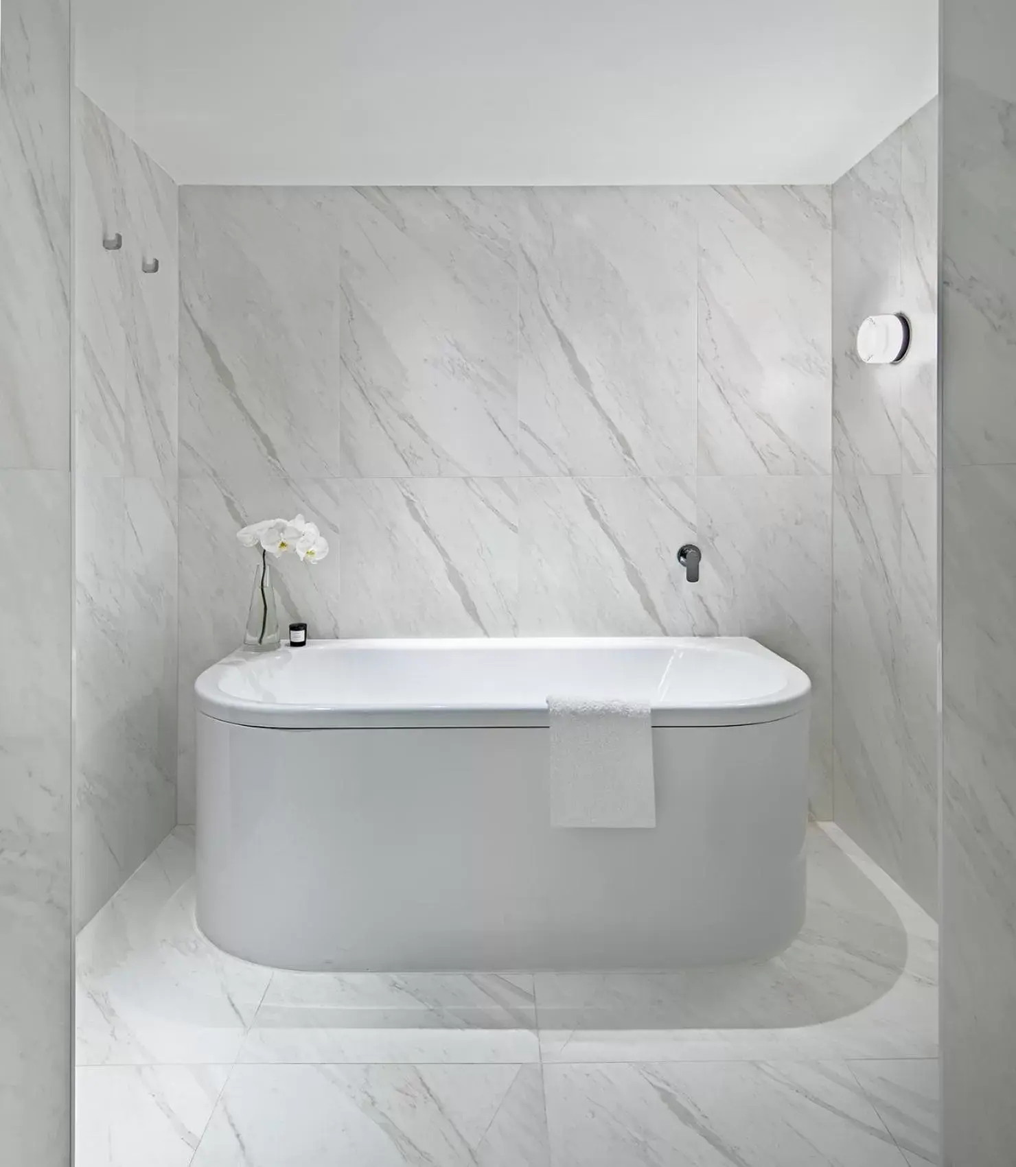 1 King Suite Opera House View in InterContinental Sydney by IHG 1 King Suite Opera House View in InterContinental Sydney by IHG