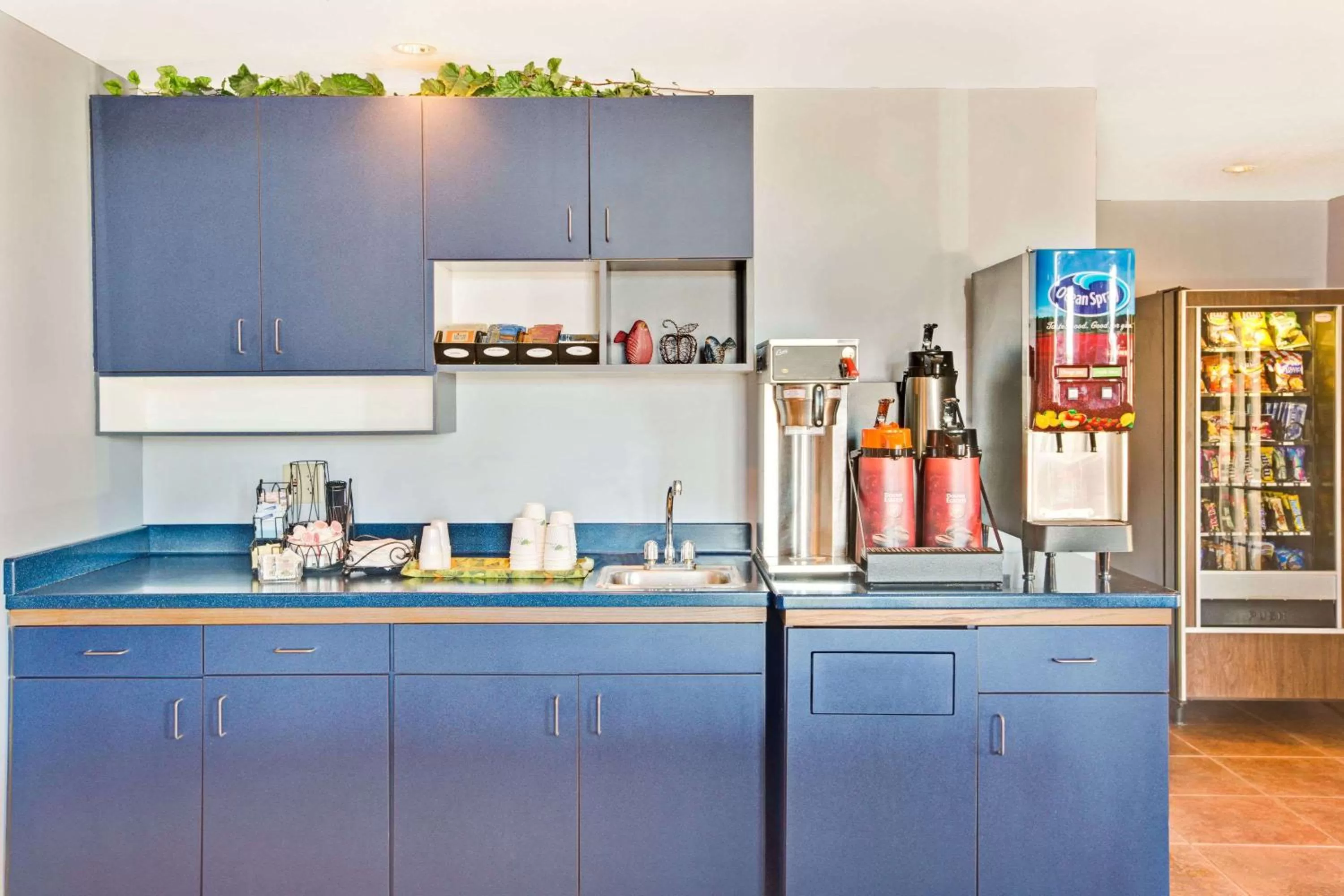 Restaurant/places to eat in Travelodge by Wyndham Rapid City