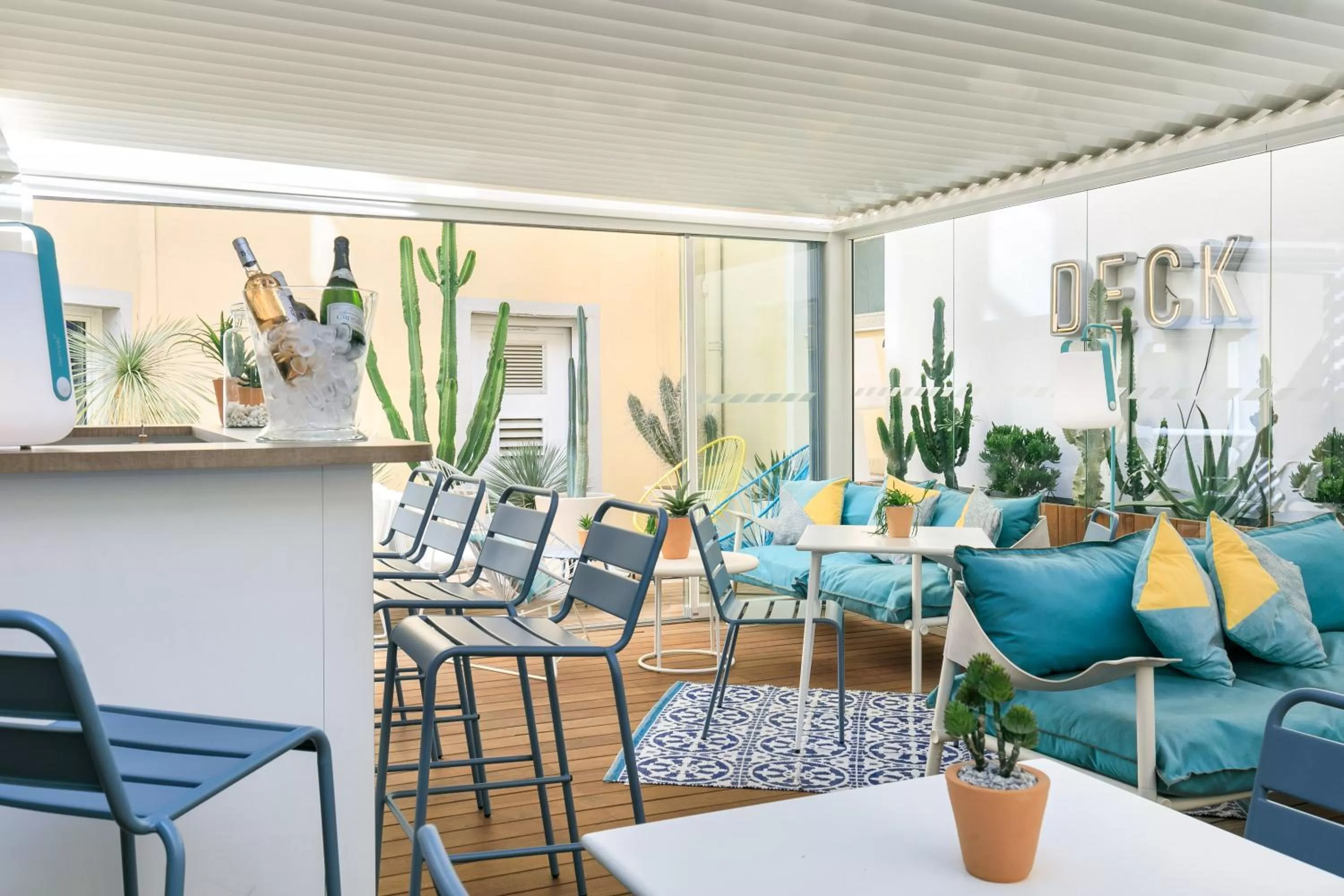 Lounge or bar in The Deck Hotel by Happyculture