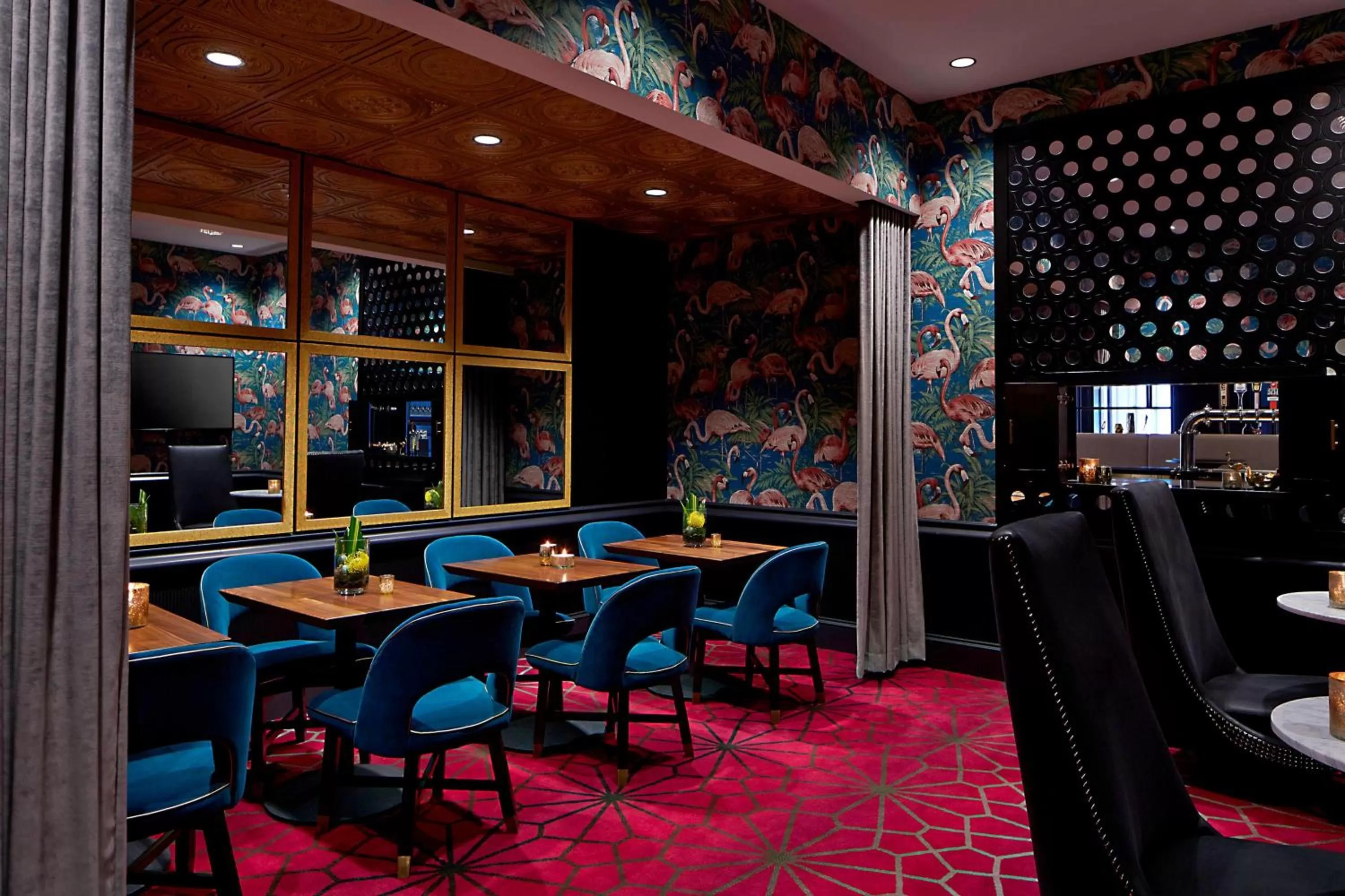 Lounge or bar in Renaissance Minneapolis Hotel, The Depot