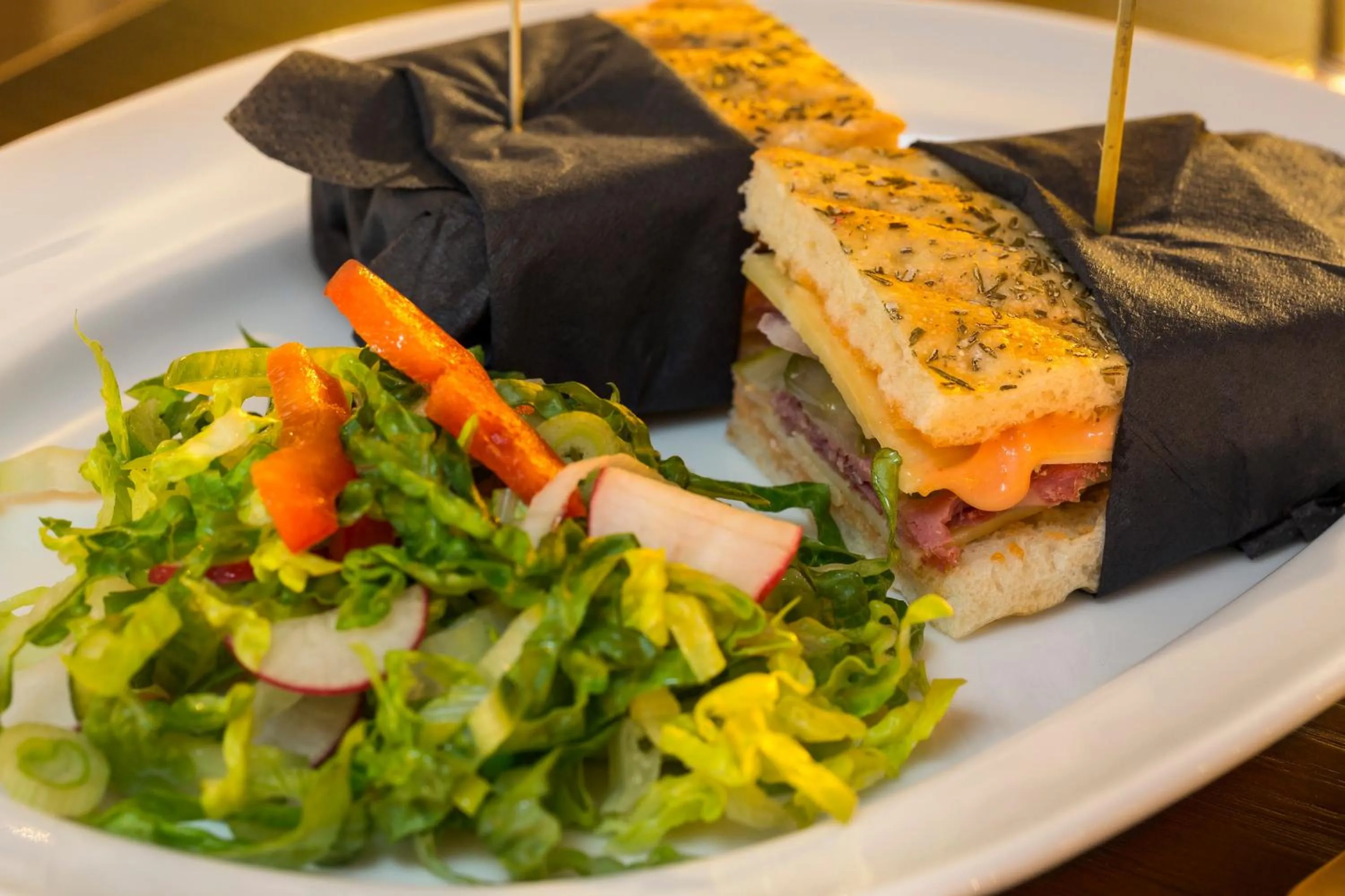 Food in Bonnington Hotel & Leisure Centre