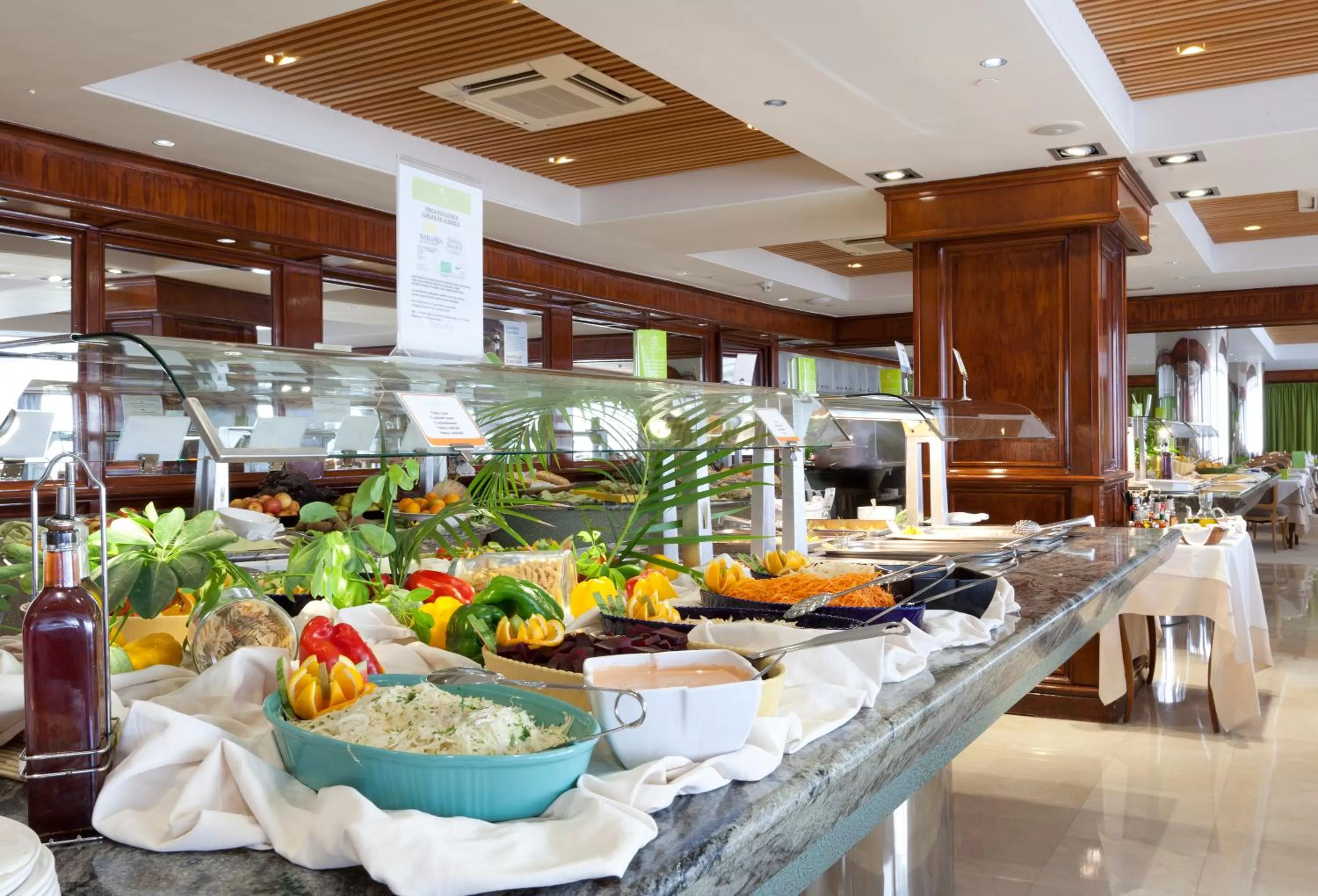 Restaurant/places to eat in Hotel Vallemar