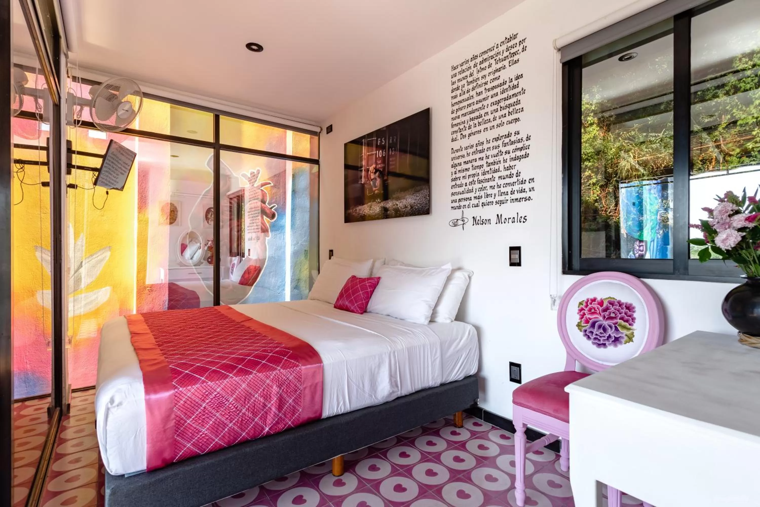 Bed in Cabane Container Boutique Hotel