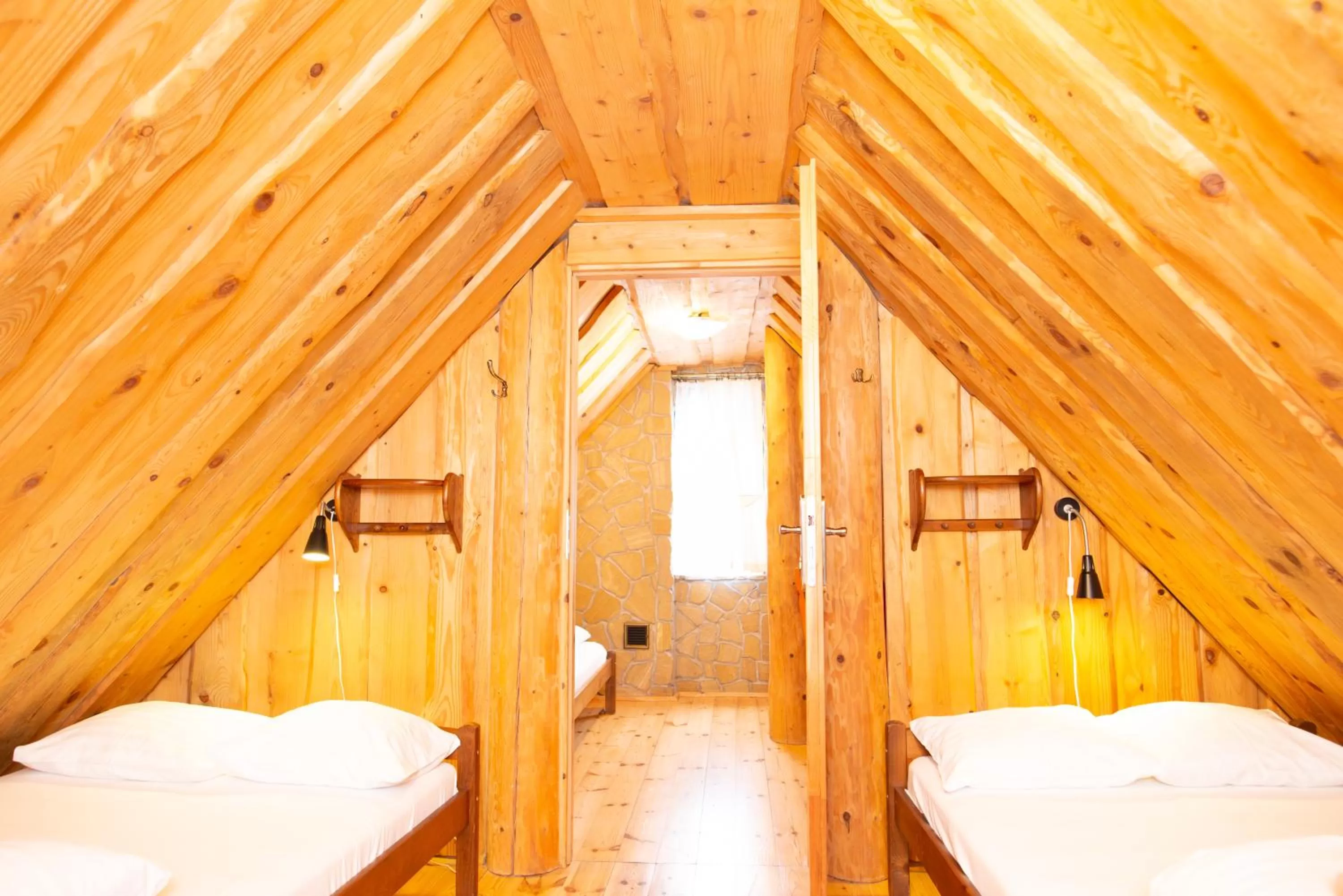 Bedroom, Bed in Gościniec Pięciu Stawów