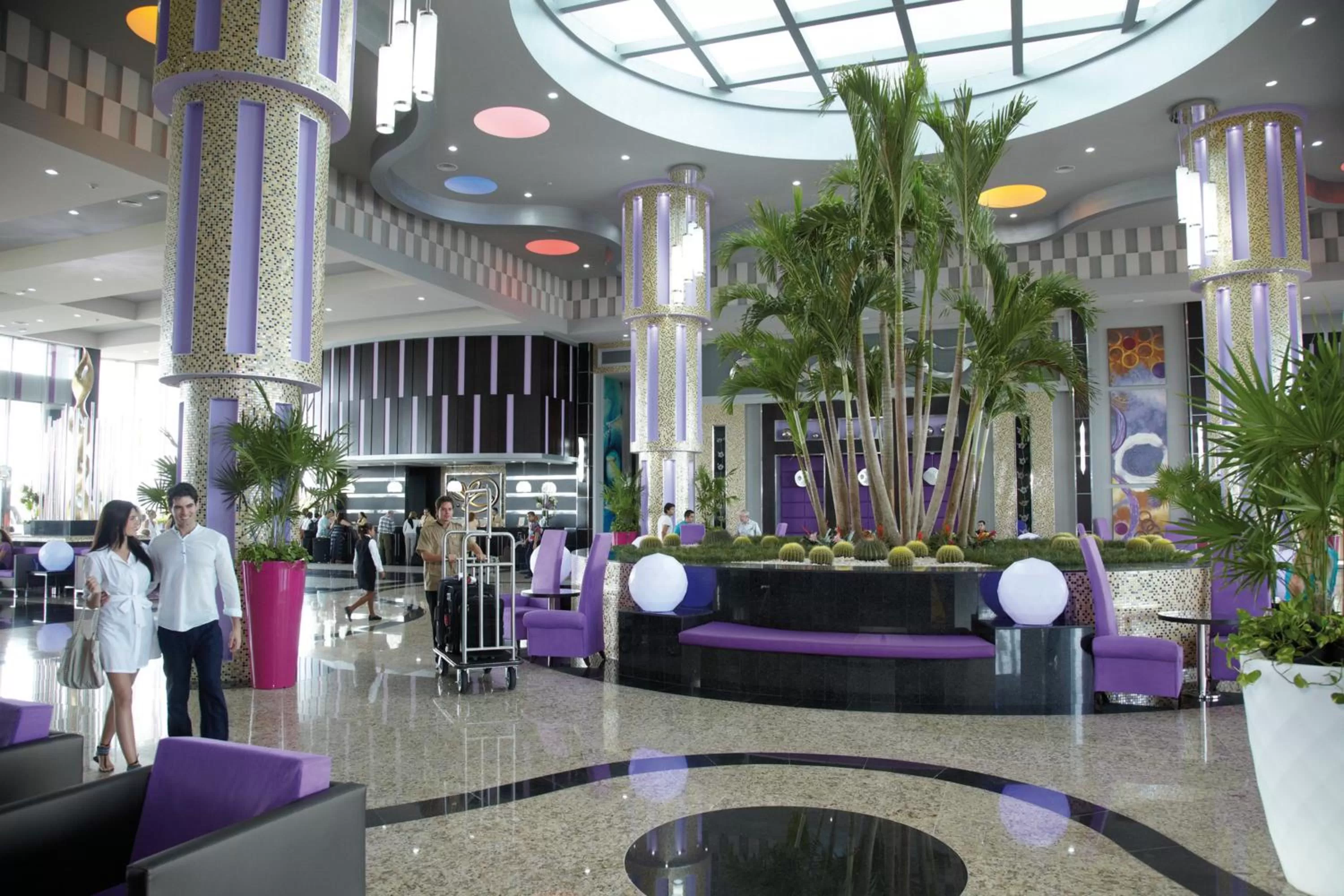 Lobby or reception in Riu Palace Peninsula - All Inclusive
