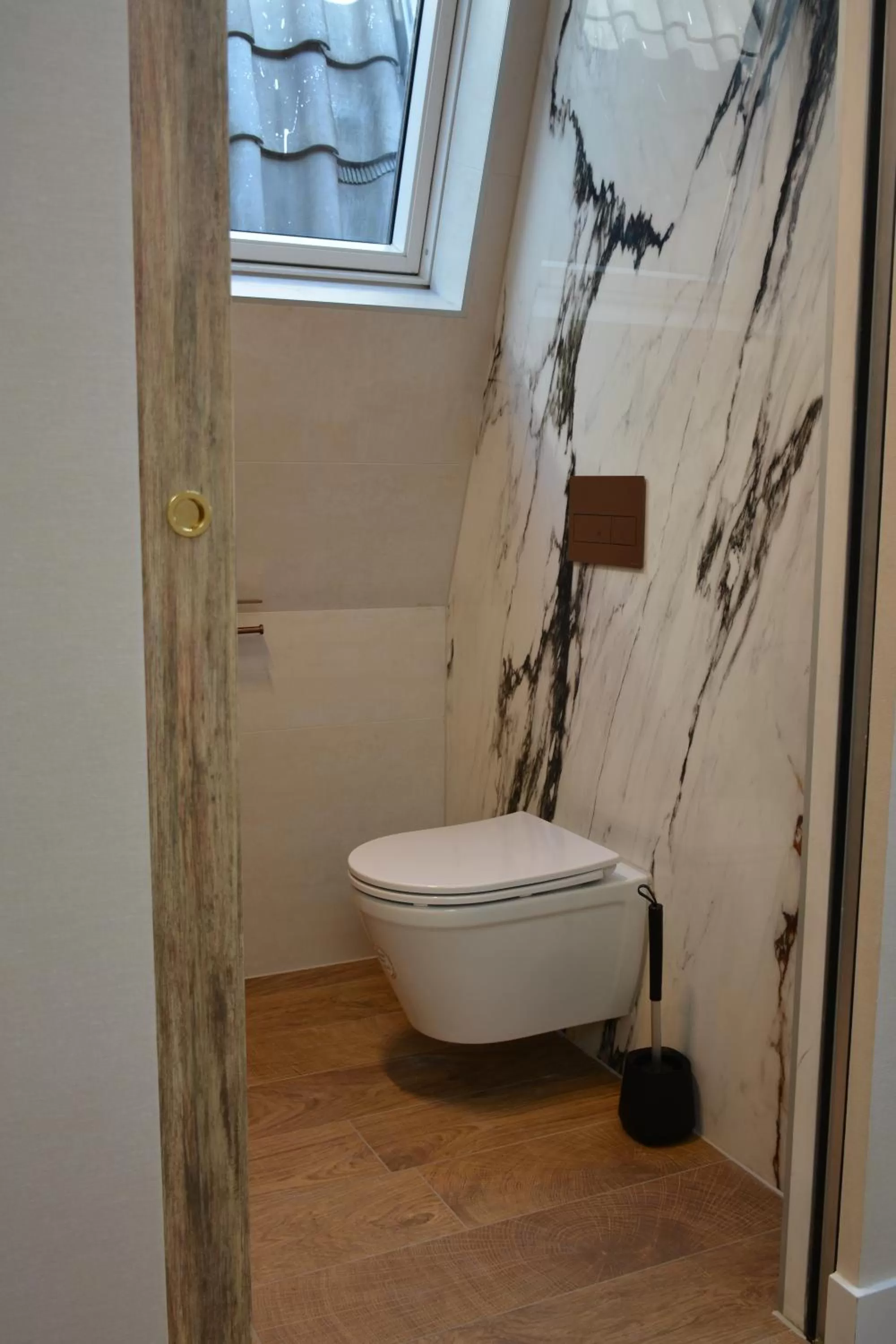 Shower in The IF Boutique hotel