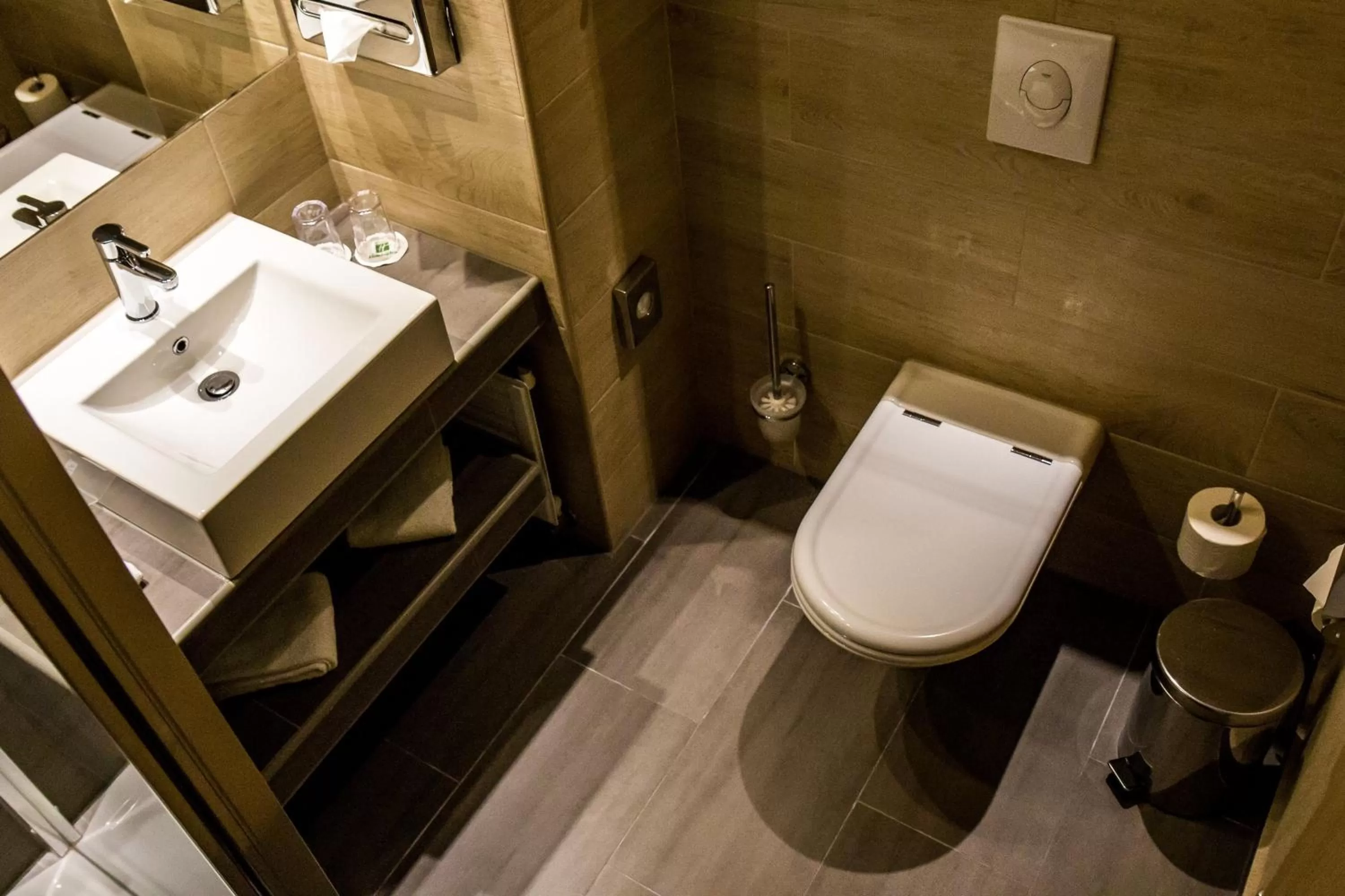 Bathroom in Holiday Inn Budapest-Budaörs by IHG