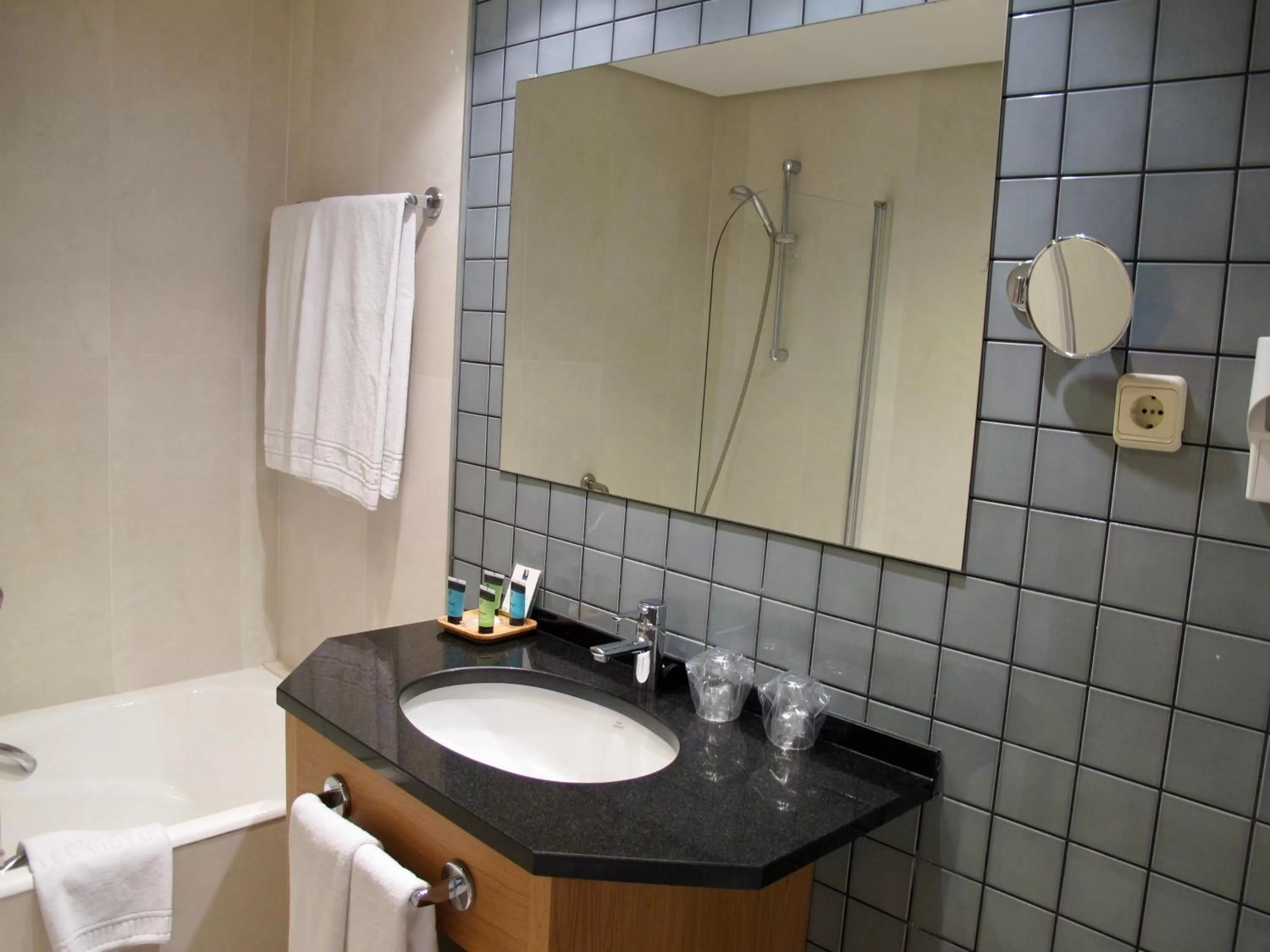 Bathroom in Gran Hotel Victoria