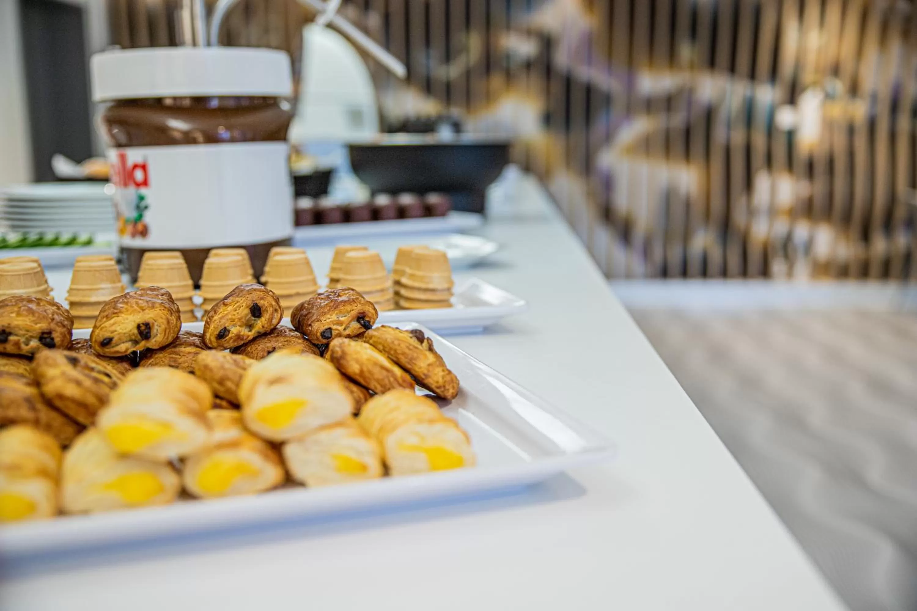 Restaurant/places to eat in Prize by Radisson, Bern City