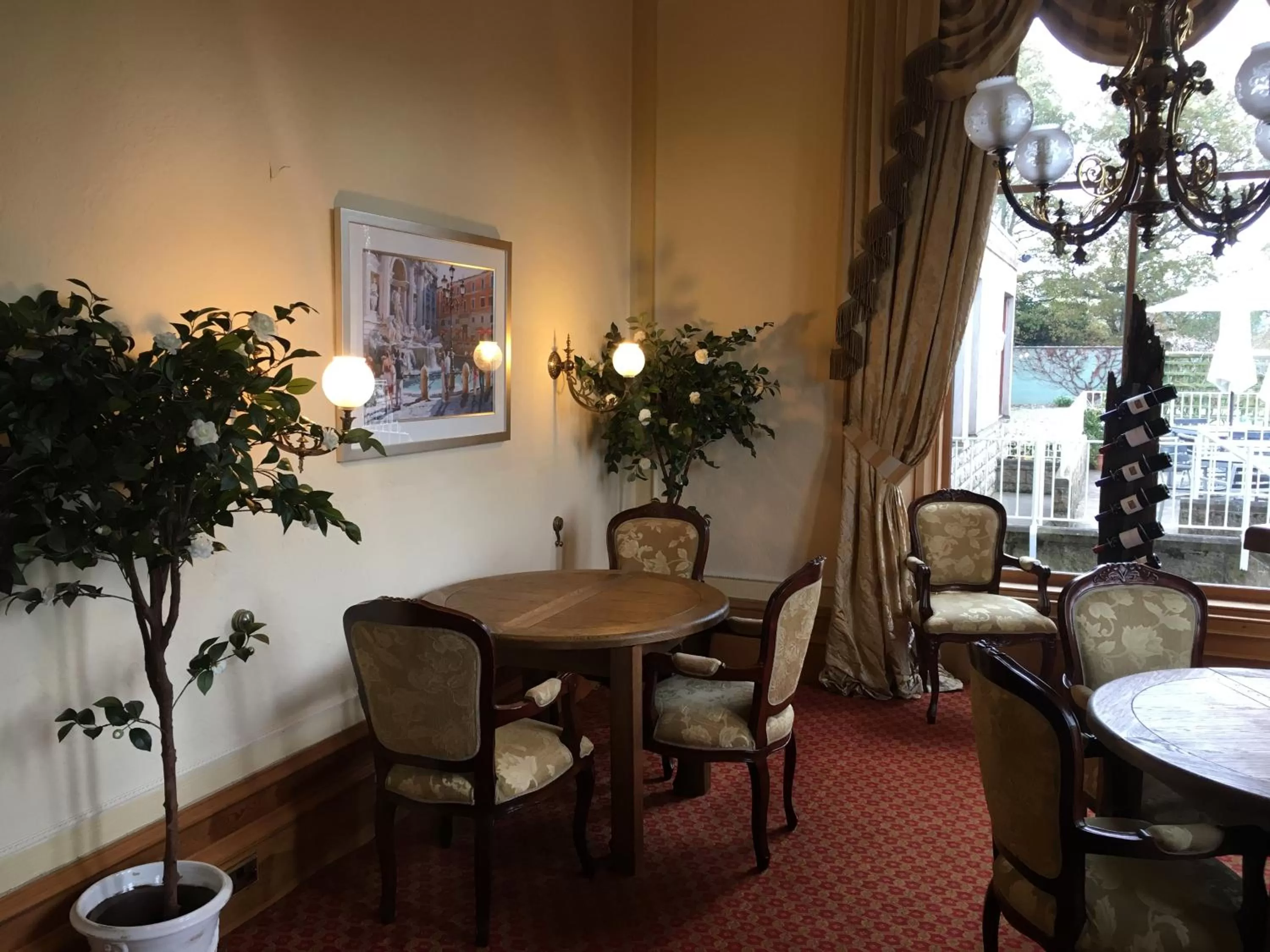 Dining area in Mansfield House Hotel