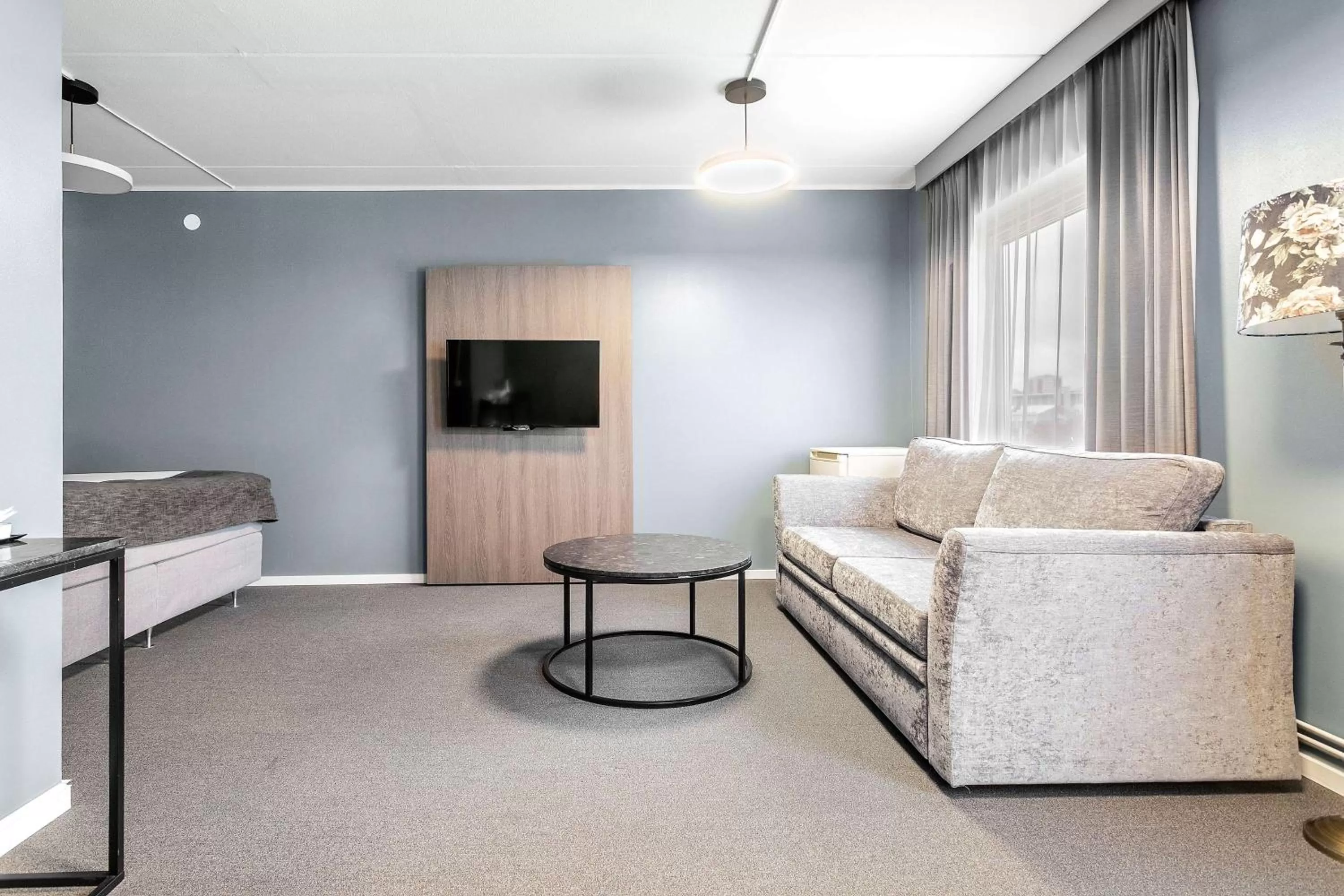 Bedroom in Best Western Ta Inn Hotel