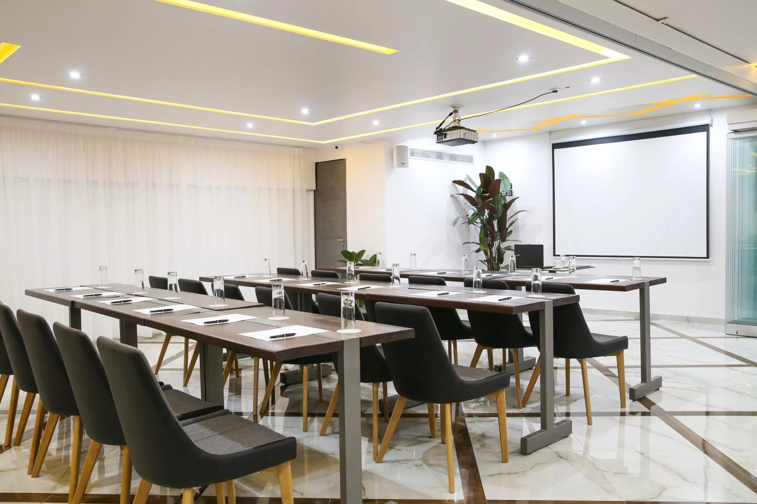 Meeting/conference room in Athens Starlight Hotel