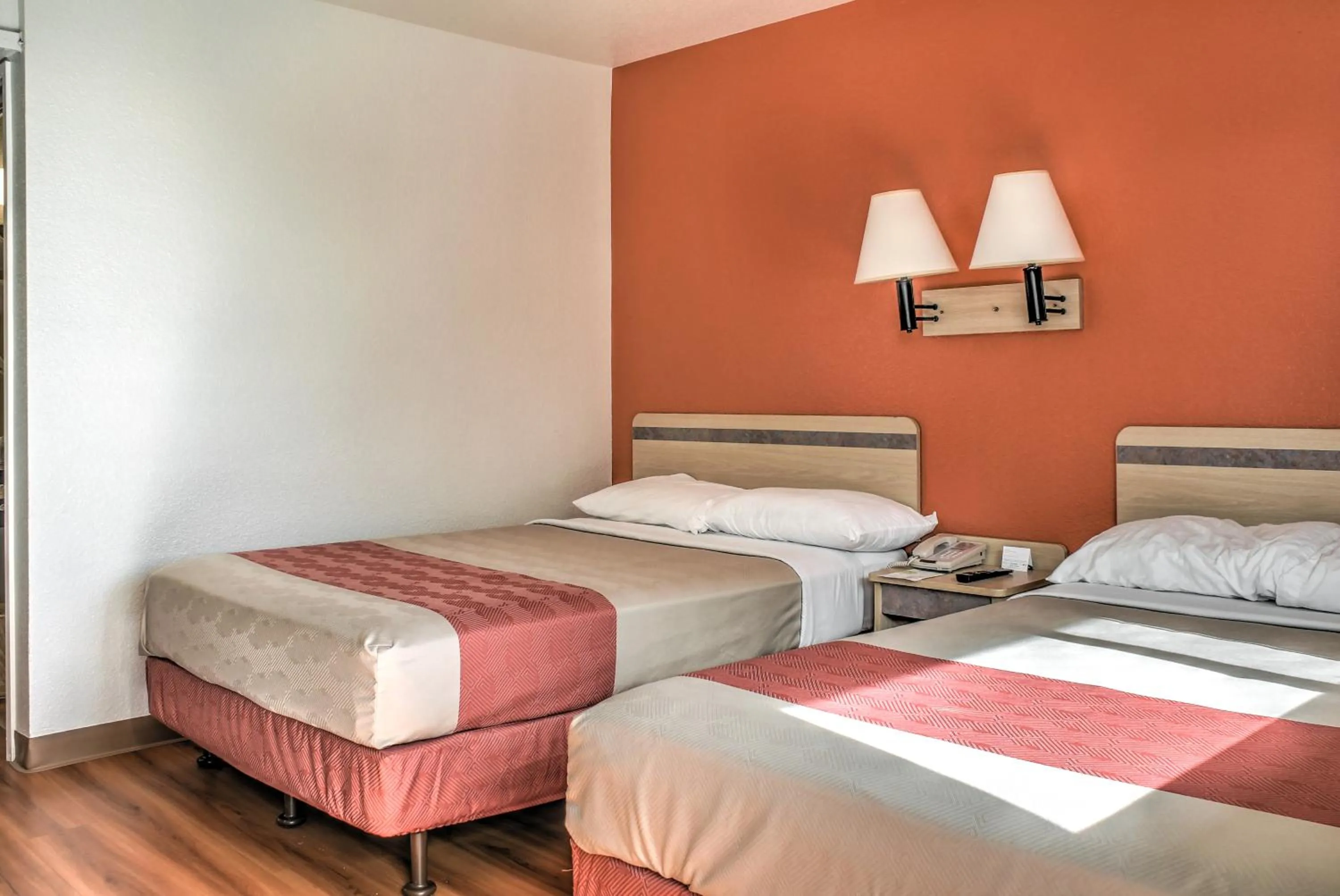 Bedroom, Bed in Motel 6-Mojave, CA