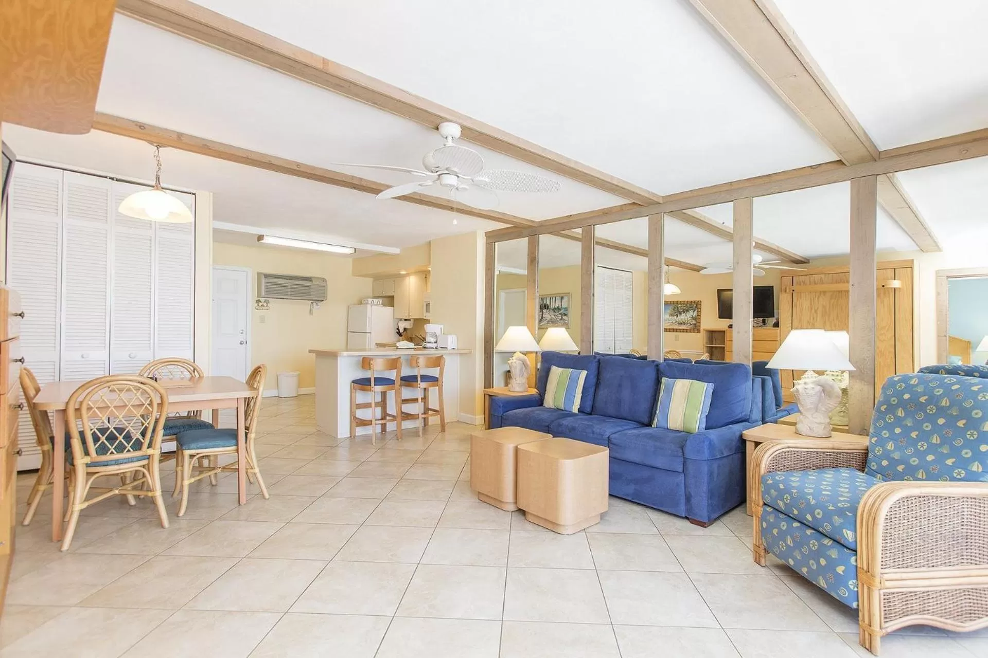 Living room in Sea Club IV Resort