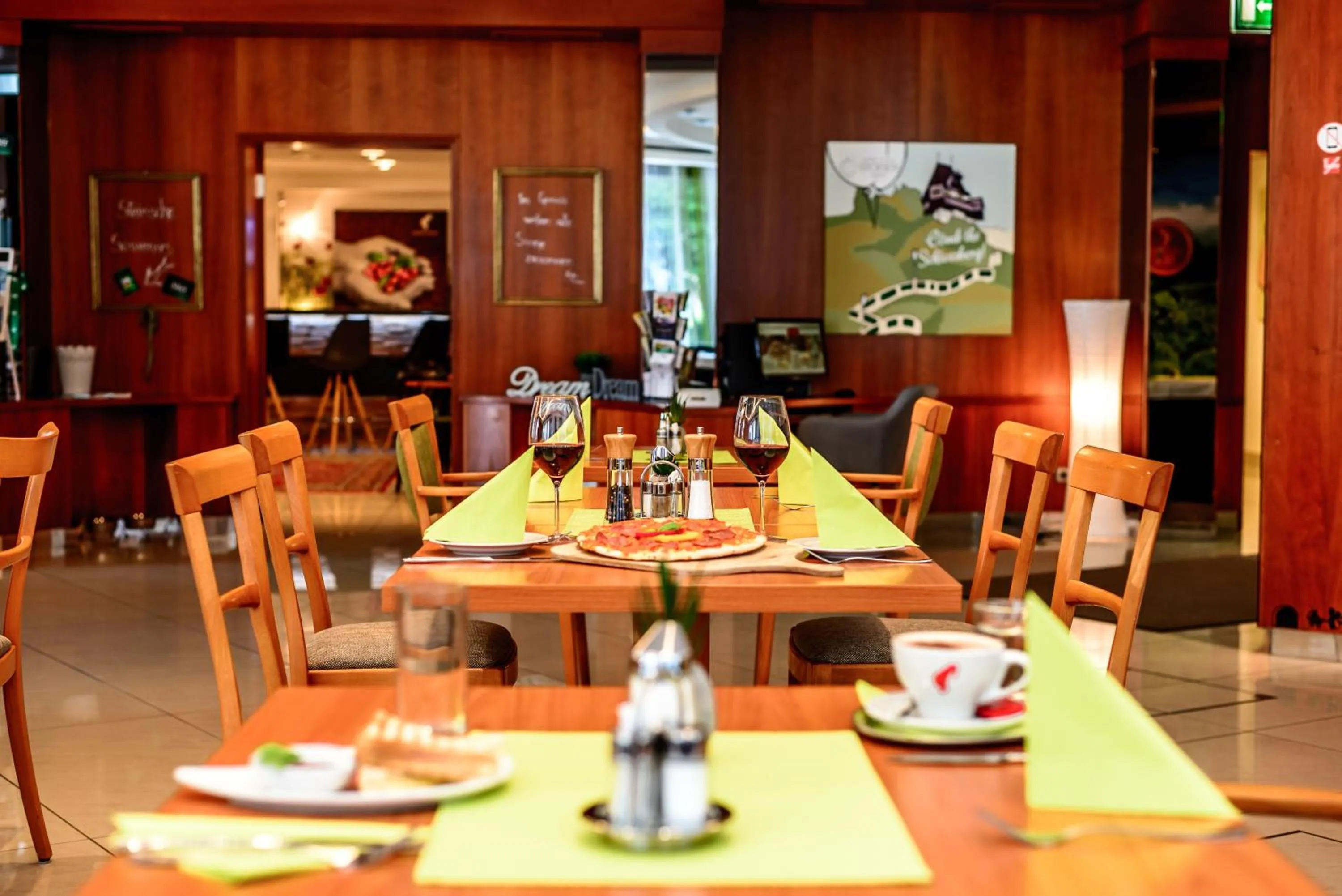 Restaurant/places to eat in Hotel Stoiser Graz -Parkplatz inbegriffen!