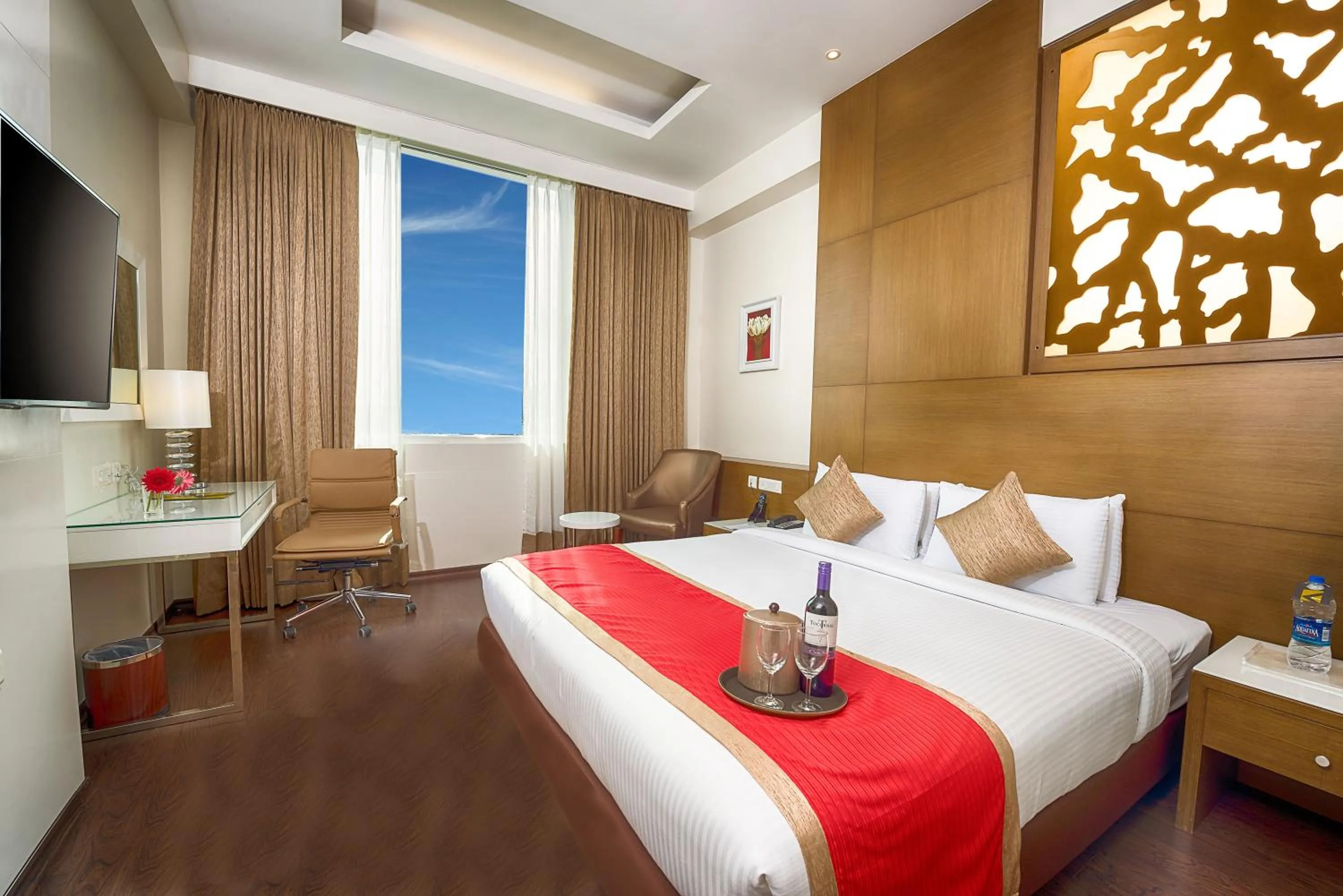 Bedroom, Bed in Kiscol Grands Hotel