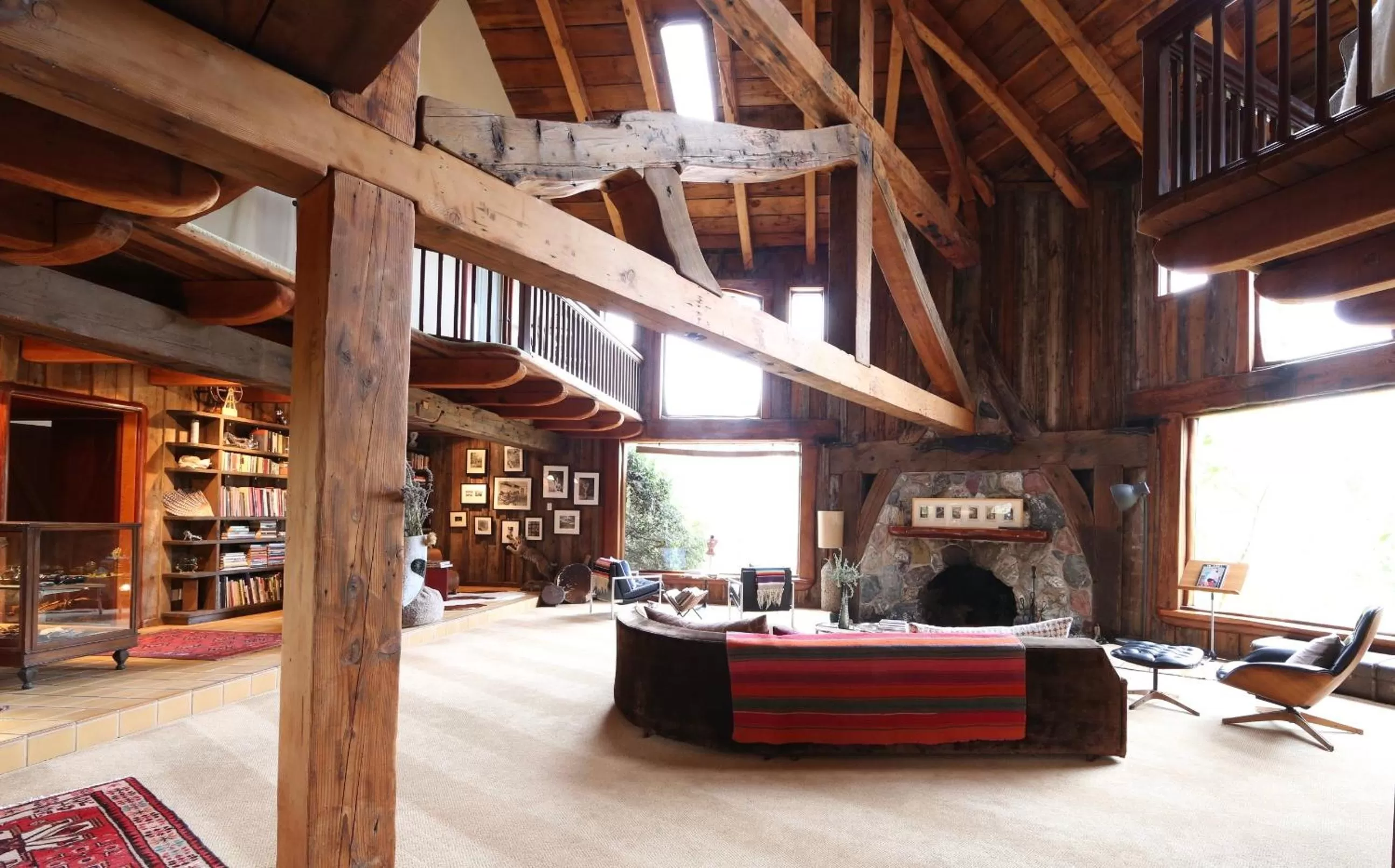 Decorative detail in Inn Paradiso