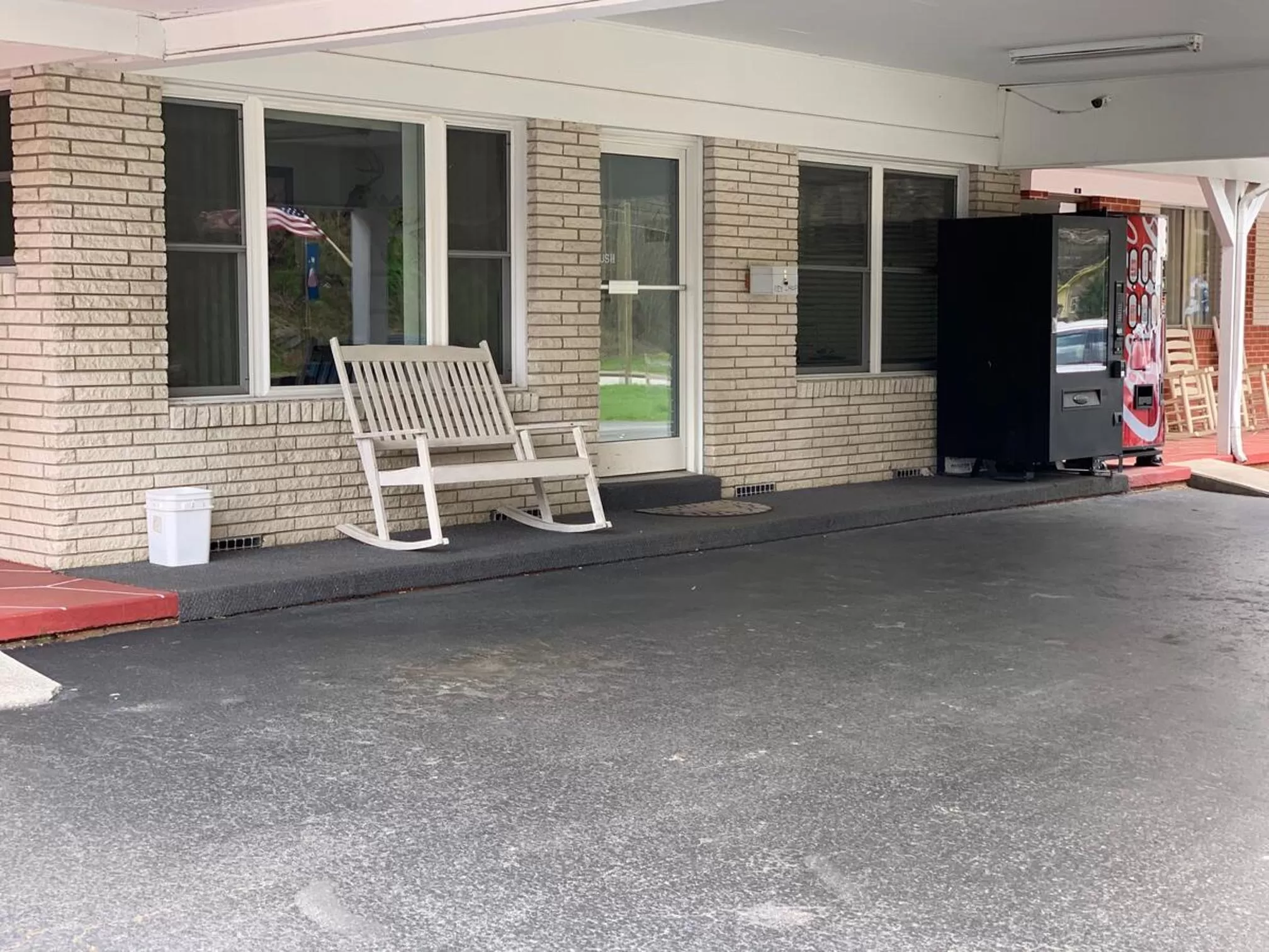 Property building in Travelowes Motel - Maggie Valley