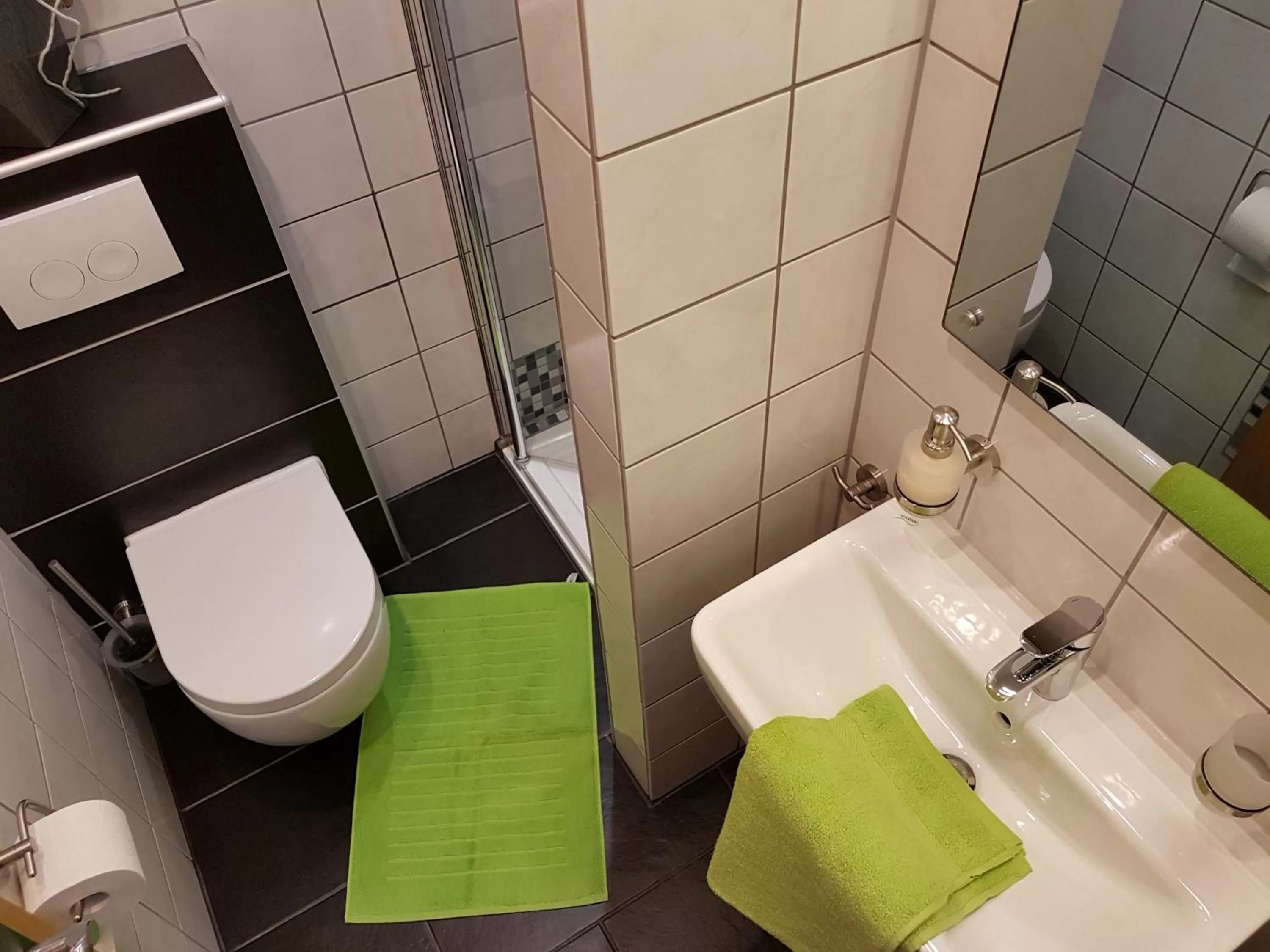 Bathroom in Hotel Exquisite