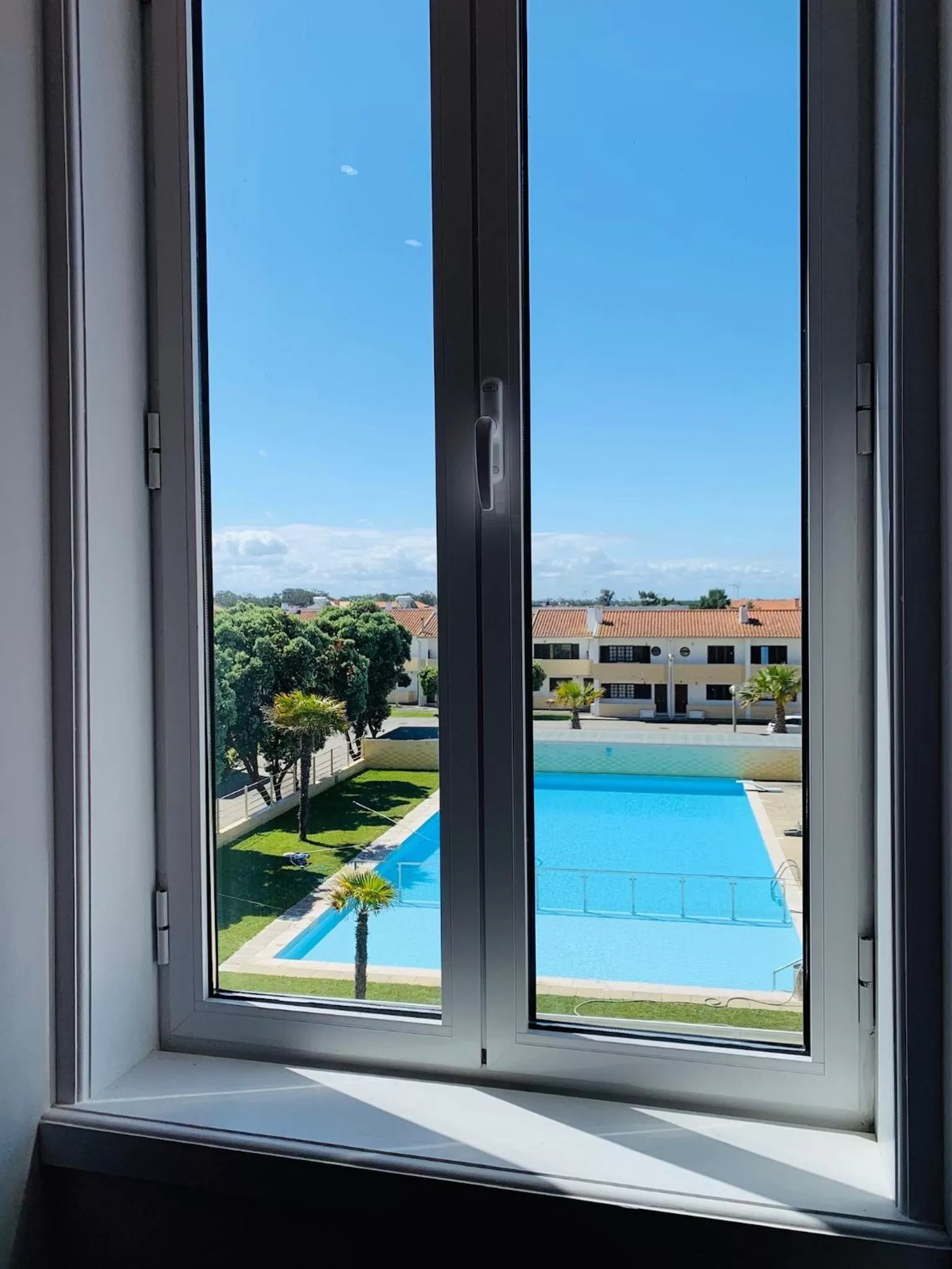 Pool View in REFÚGIO DOURADO