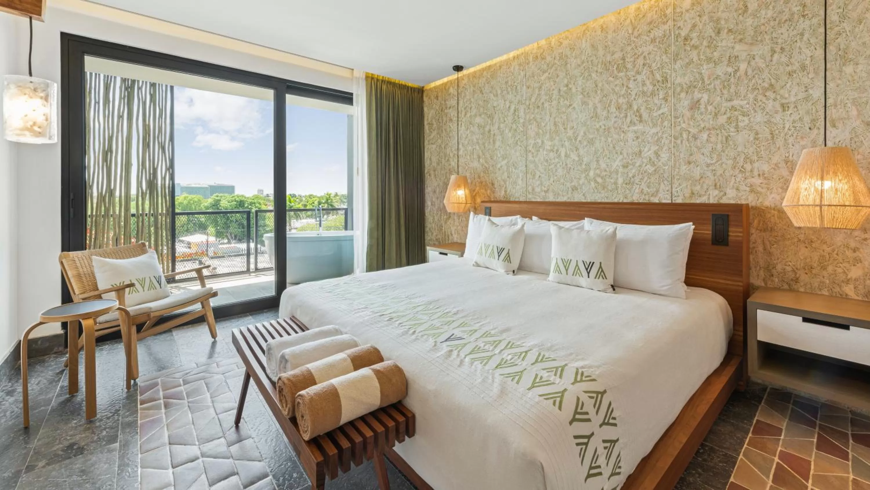 Photo of the whole room, Bed in Wayam Mundo Imperial