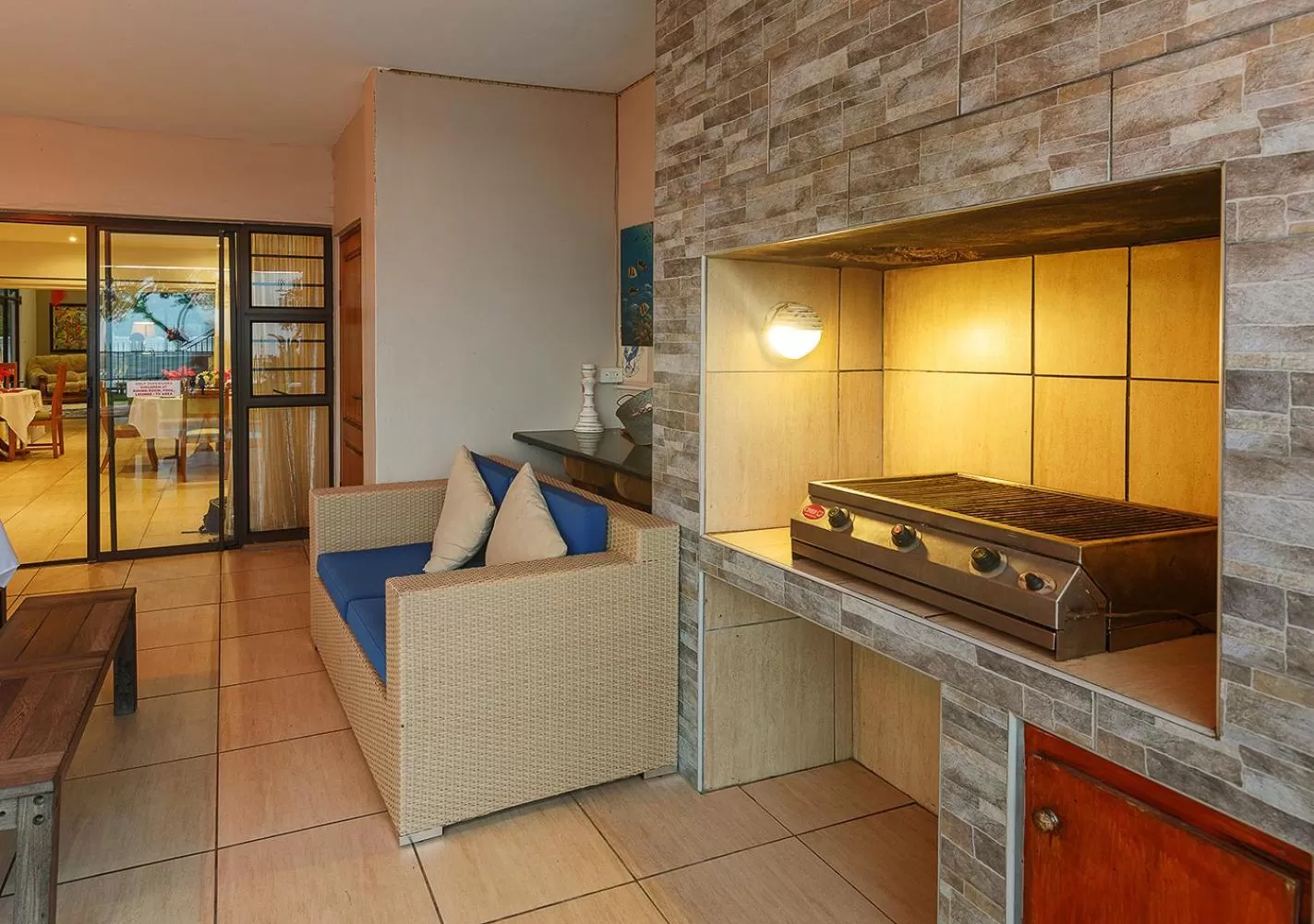 BBQ facilities in My Den Bed and Breakfast Pty Ltd