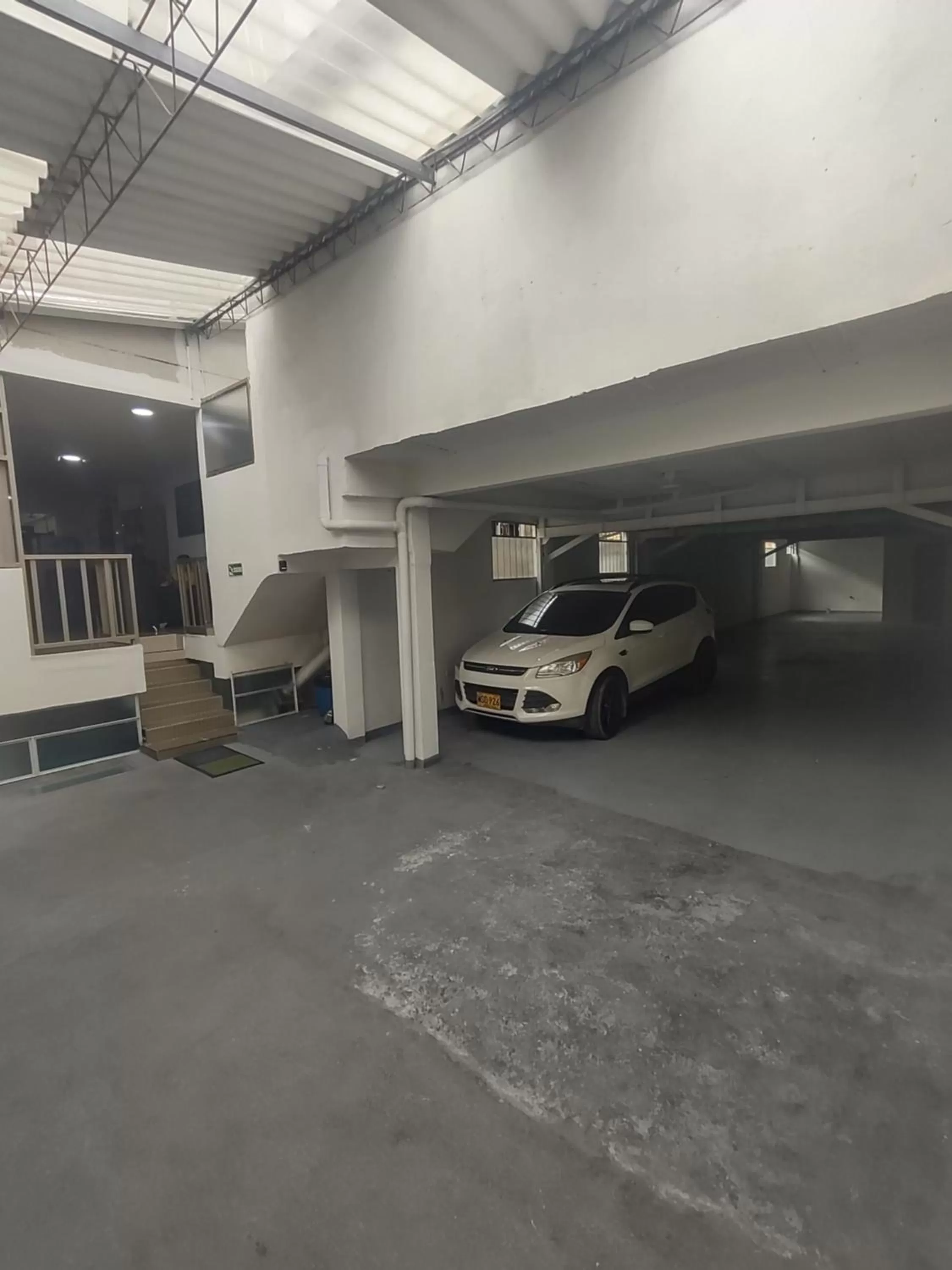 Parking in Hotel Cafe Estrella