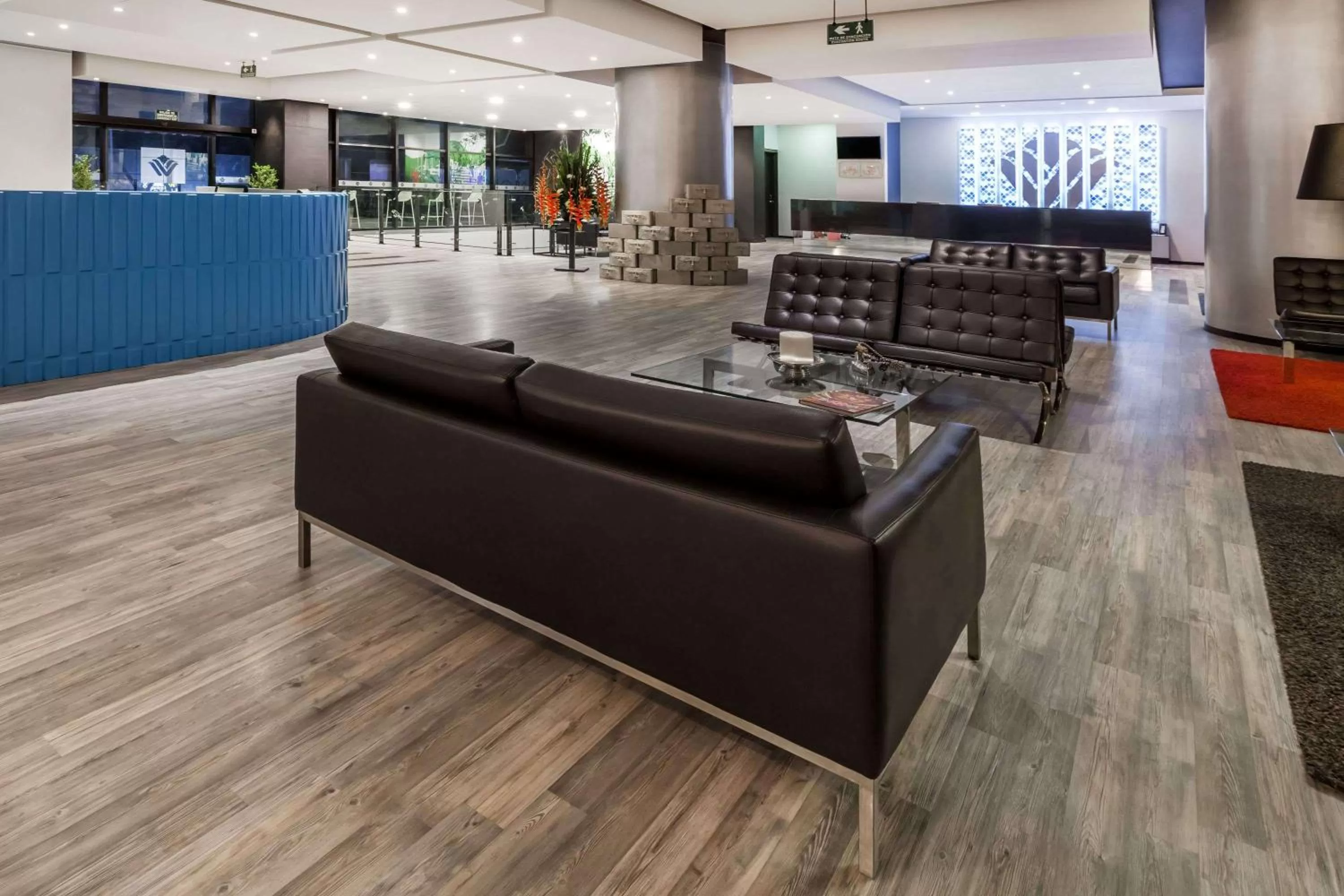 Lobby or reception in Wyndham Bogota