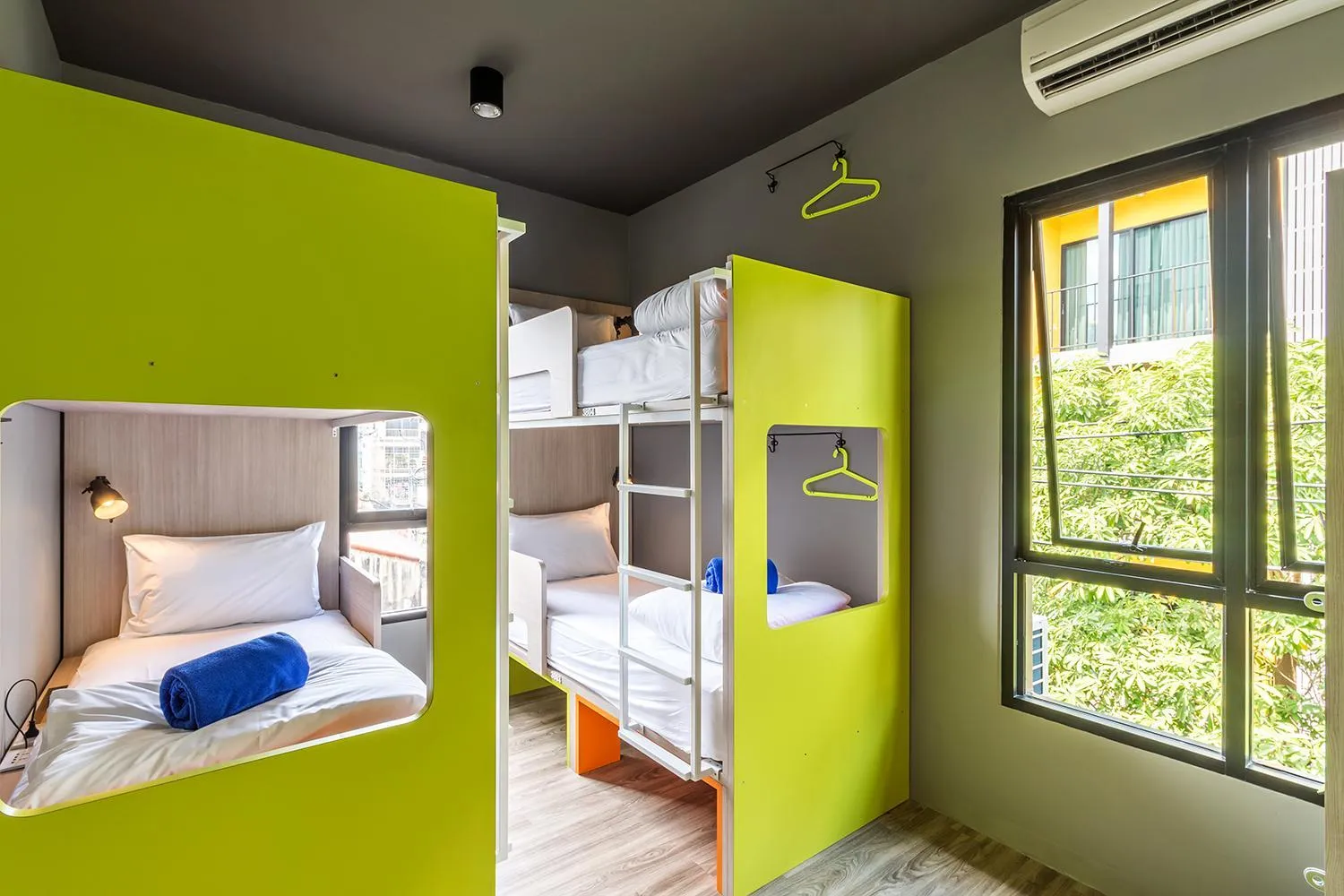 bunk bed, Bed in iSanook Hostel