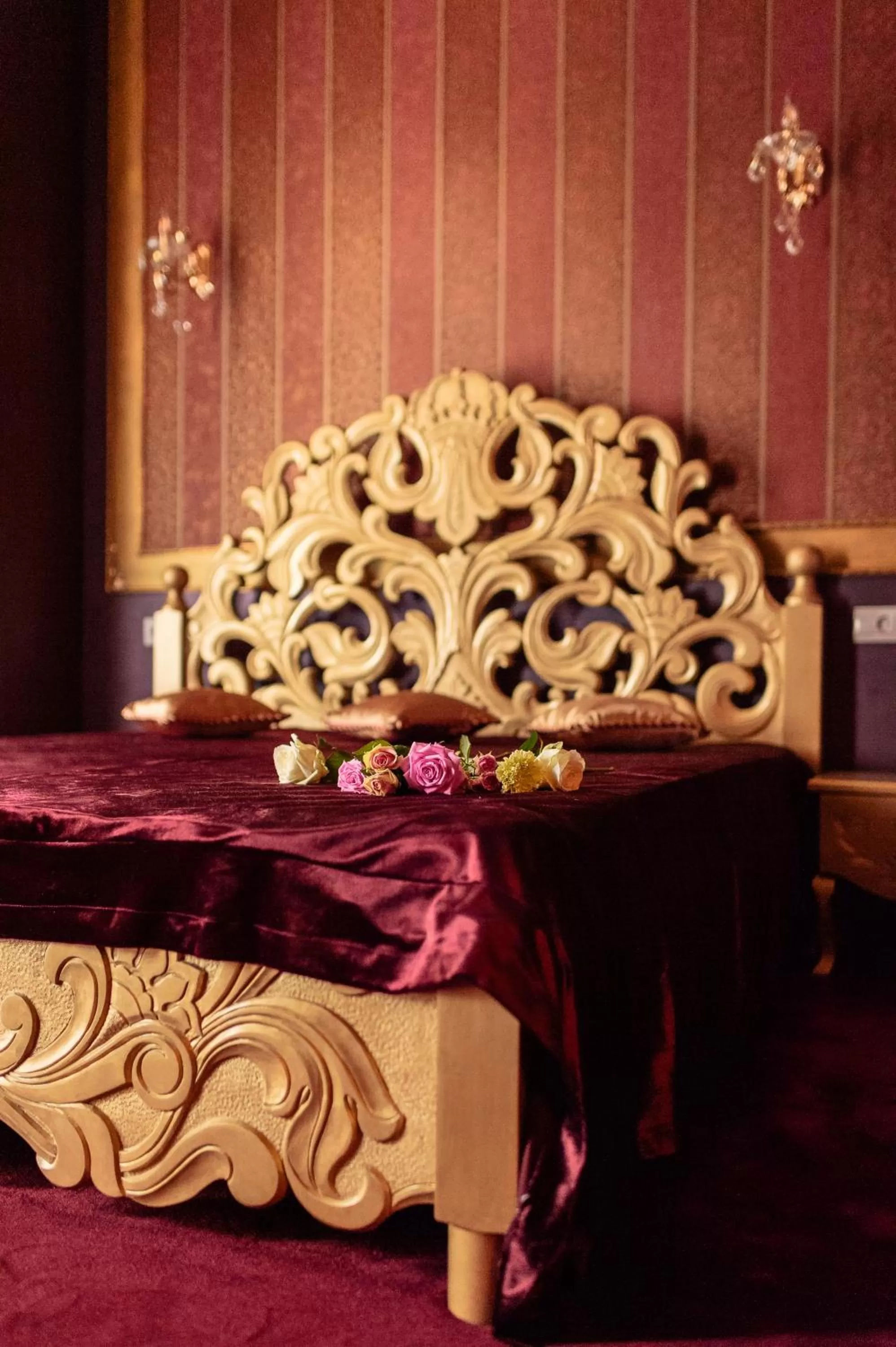 Bed in Belle Epoque Boutique (Adult Only)