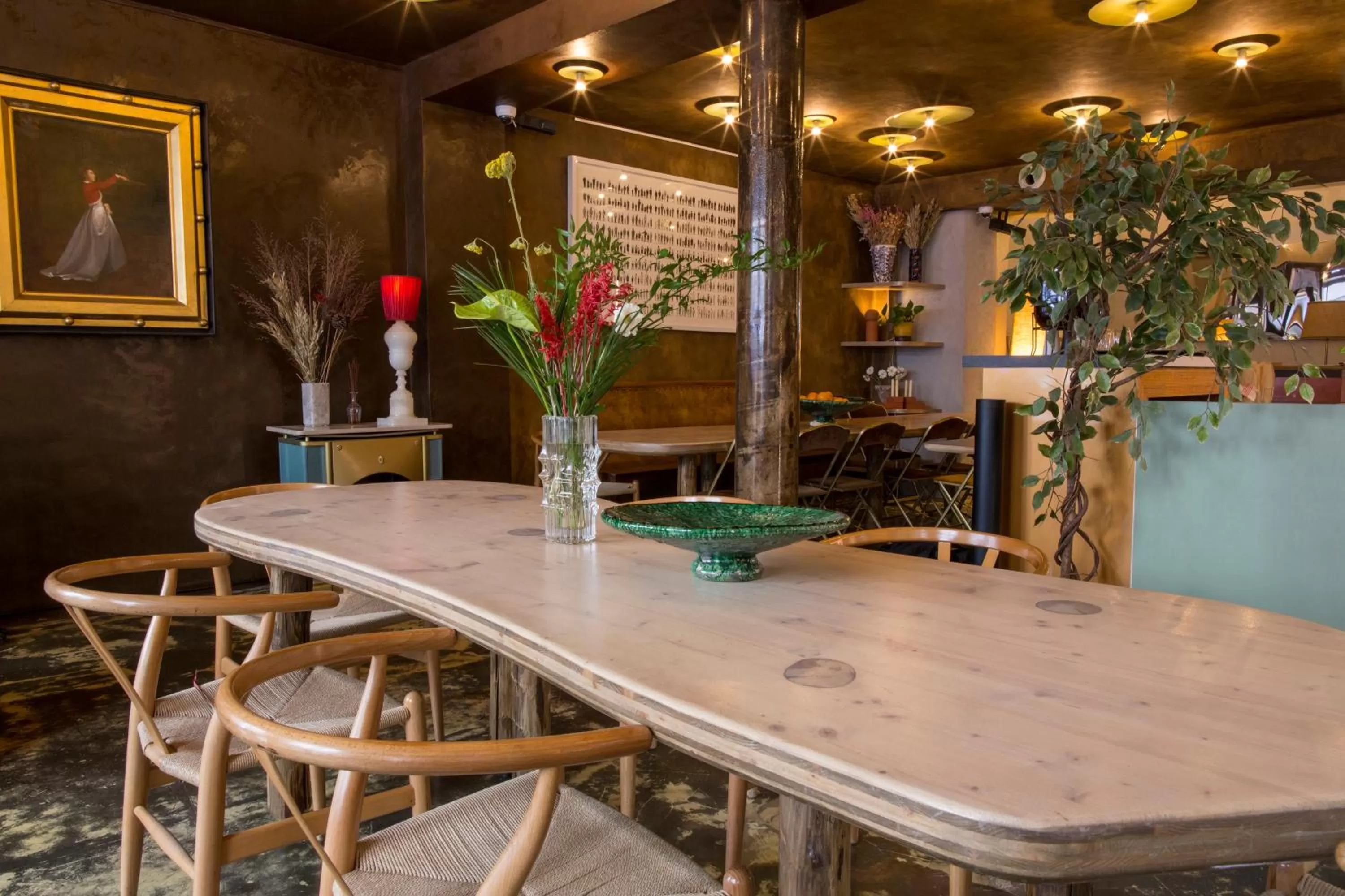 Restaurant/places to eat in Hôtel La Nouvelle République & Hammam