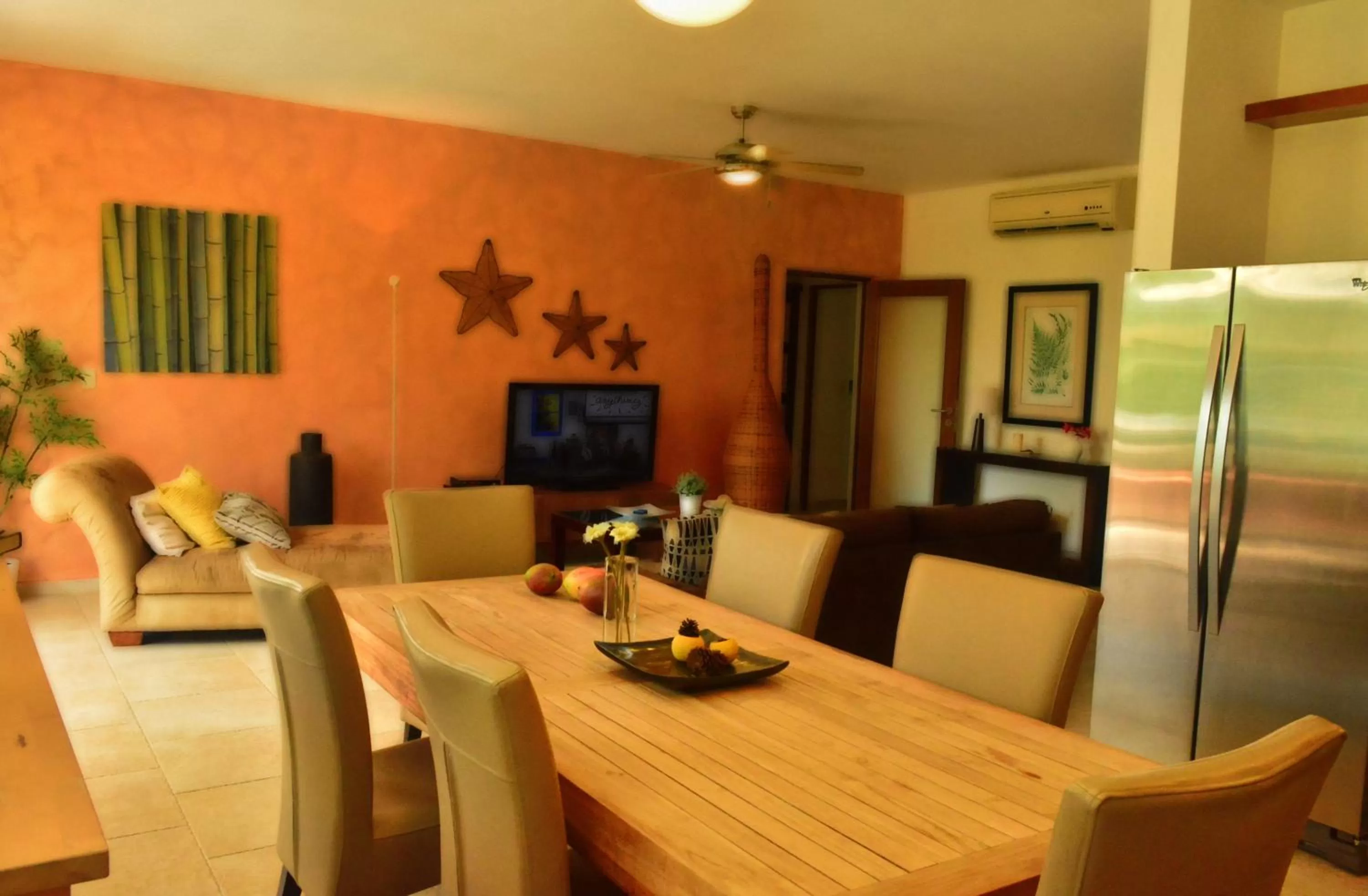 Food and drinks in Instyle Residences at Infiniti Blu