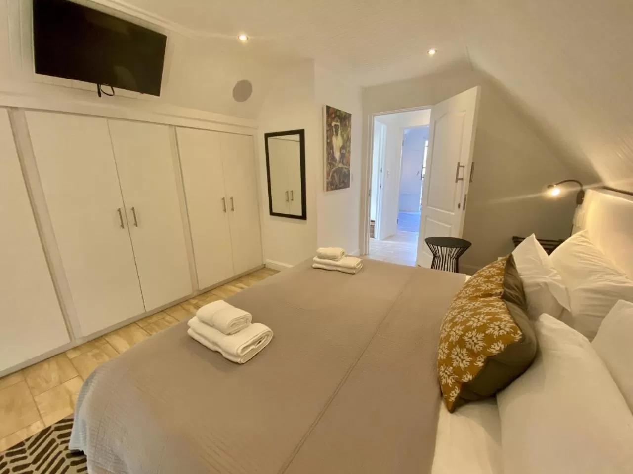 Bed in Vida Nova Retreat