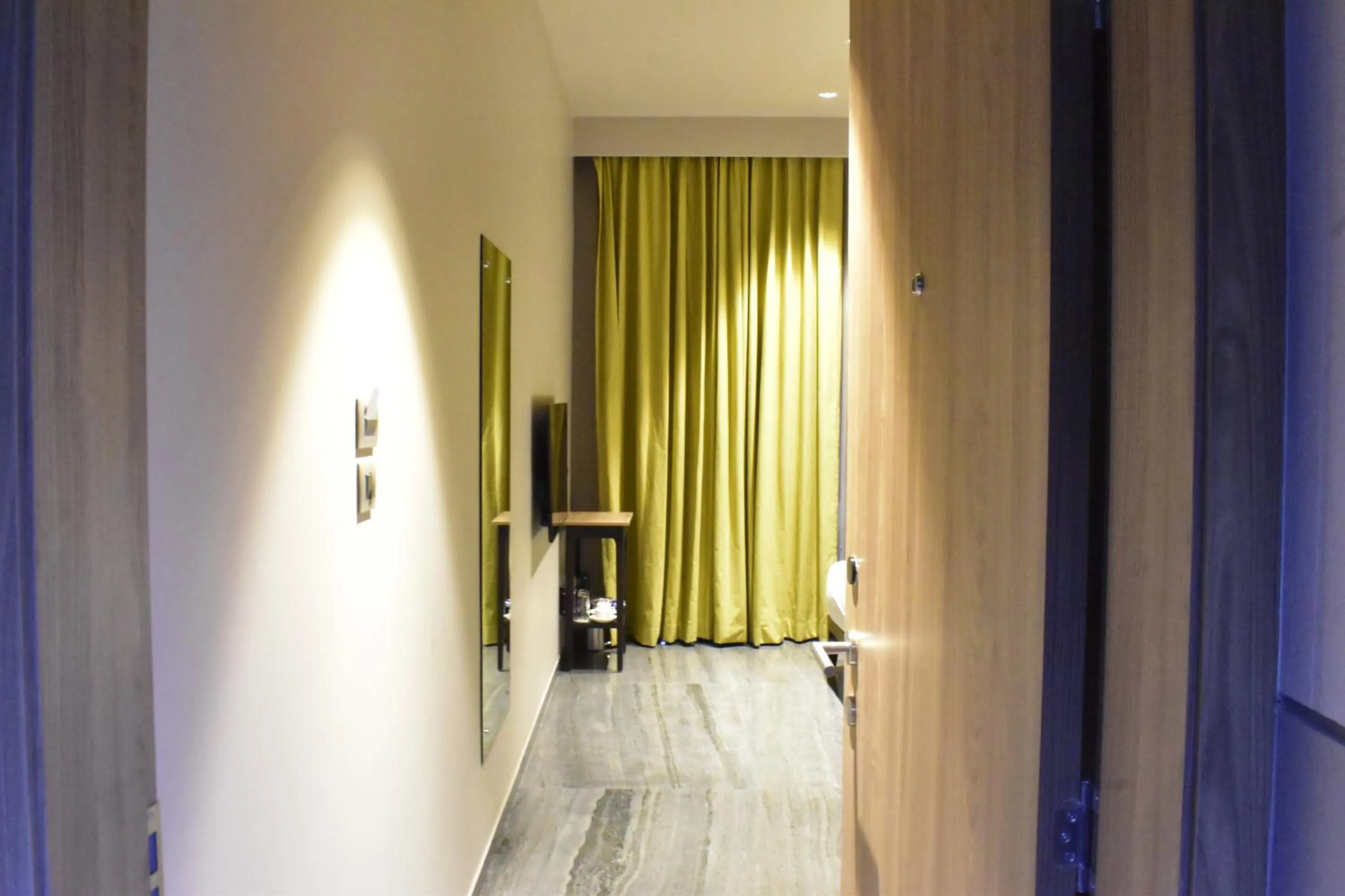 room service in Oxford Golf Resort