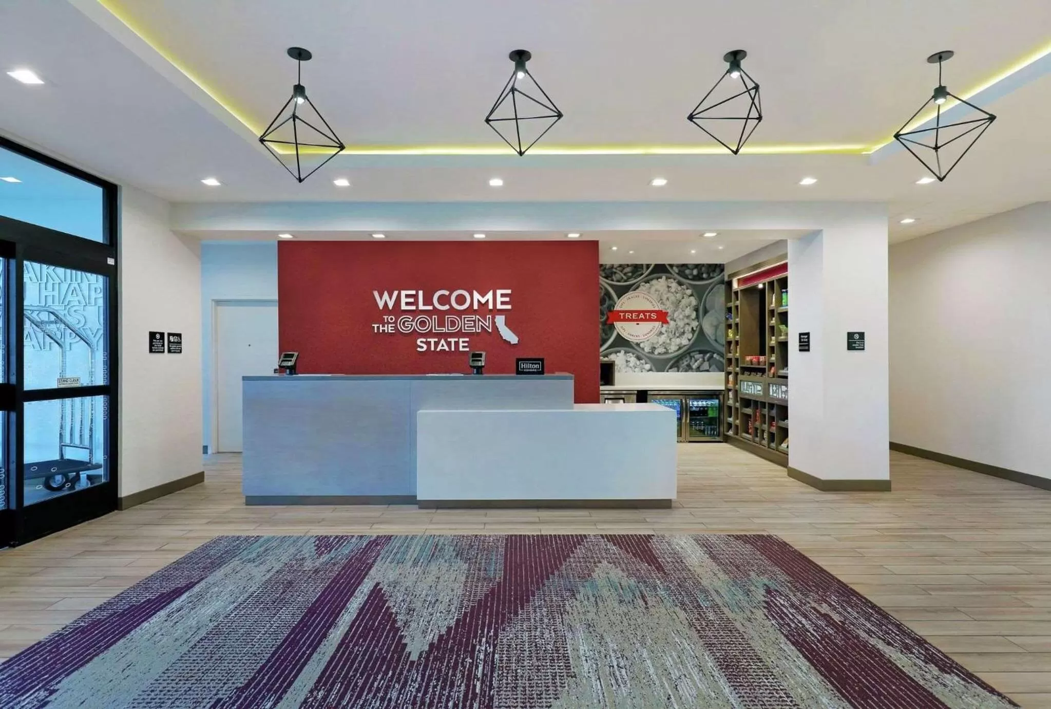 Lobby or reception in Hampton Inn Patterson, Ca