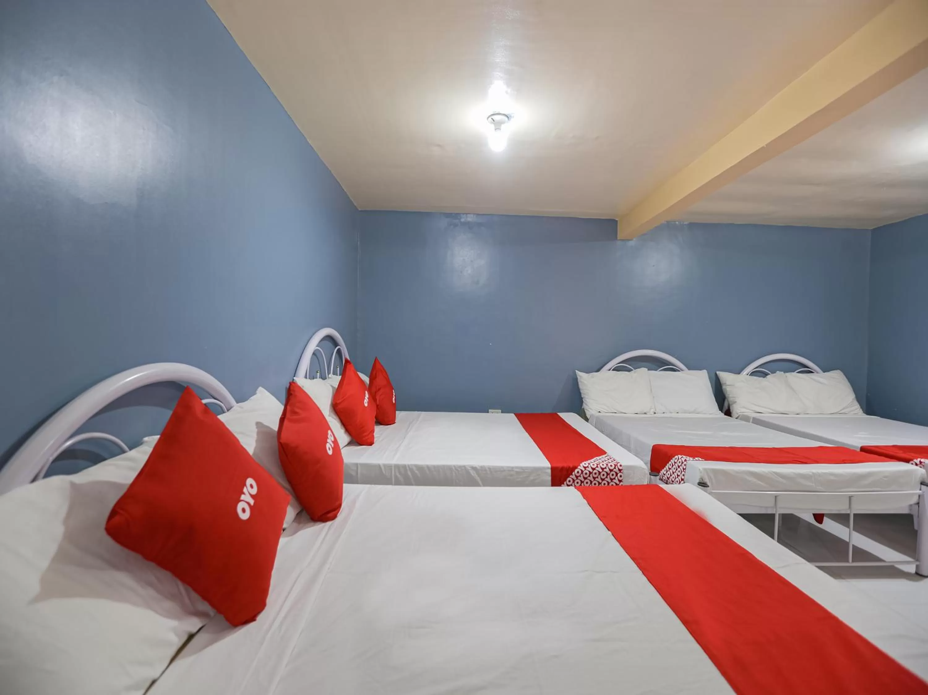 Bedroom, Bed in OYO 784 Laura's Garden Resort