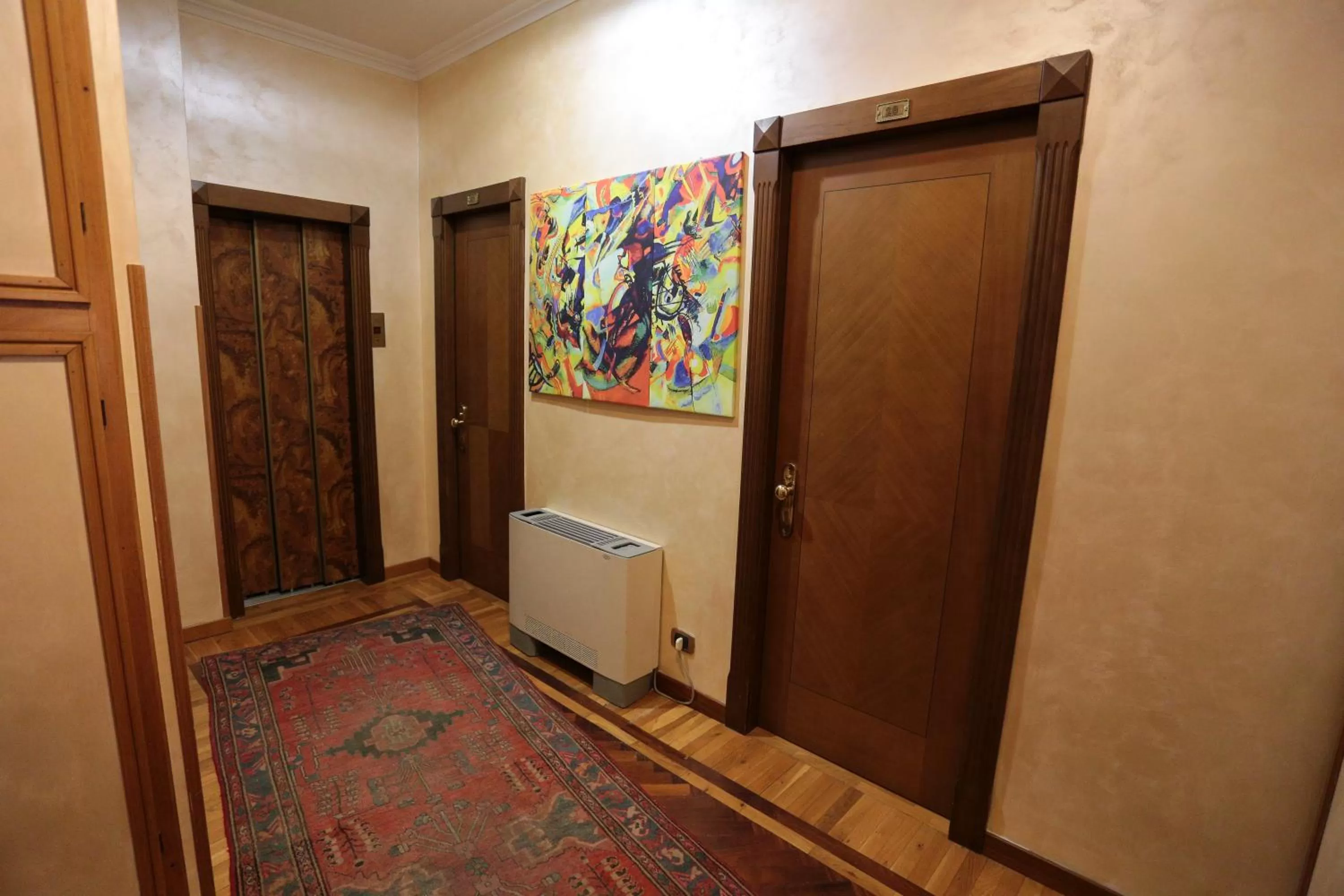 Decorative detail in Hotel Kent