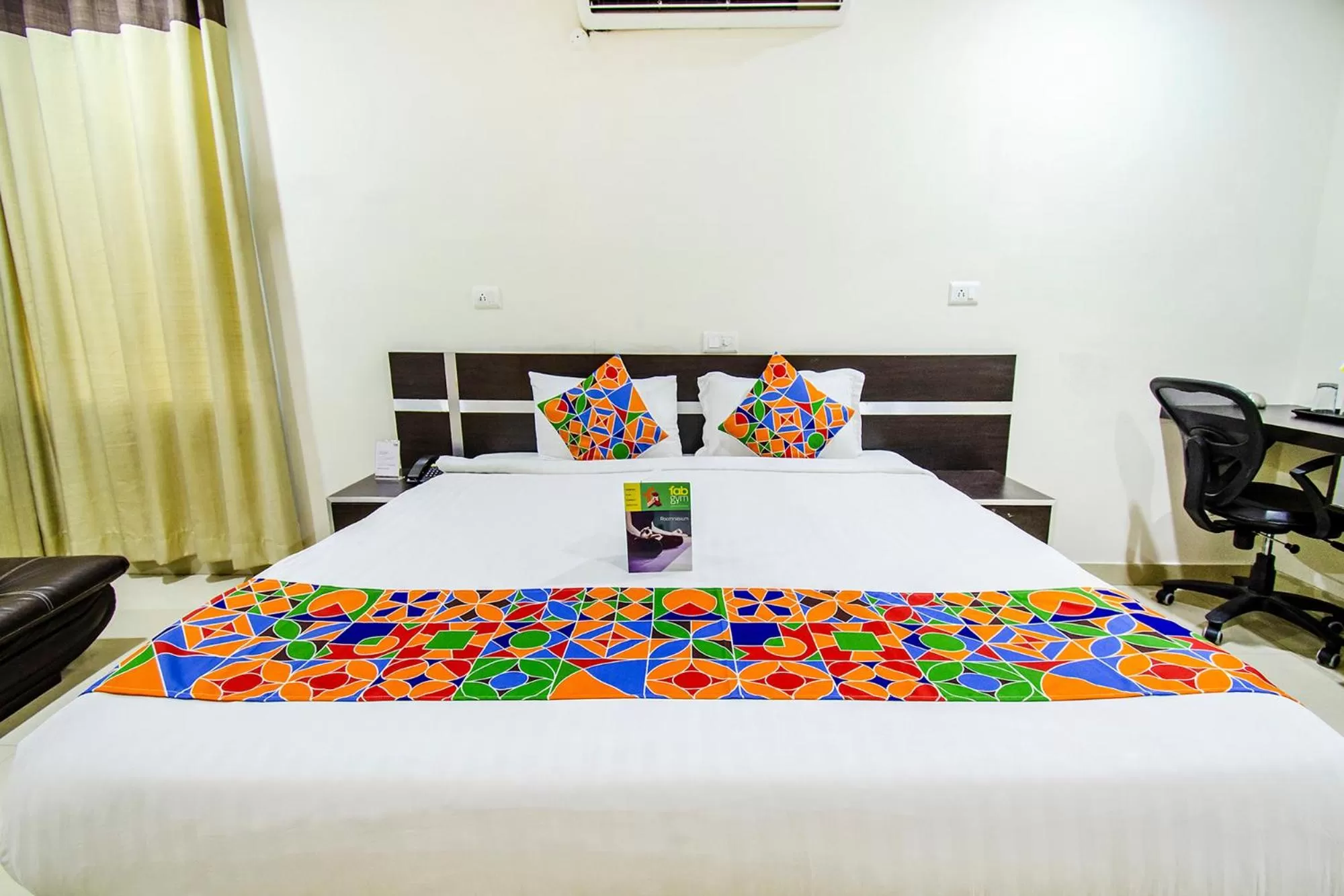Bed in FabHotel Pride Inn - Nr TCS Deccan Park, Hitech City