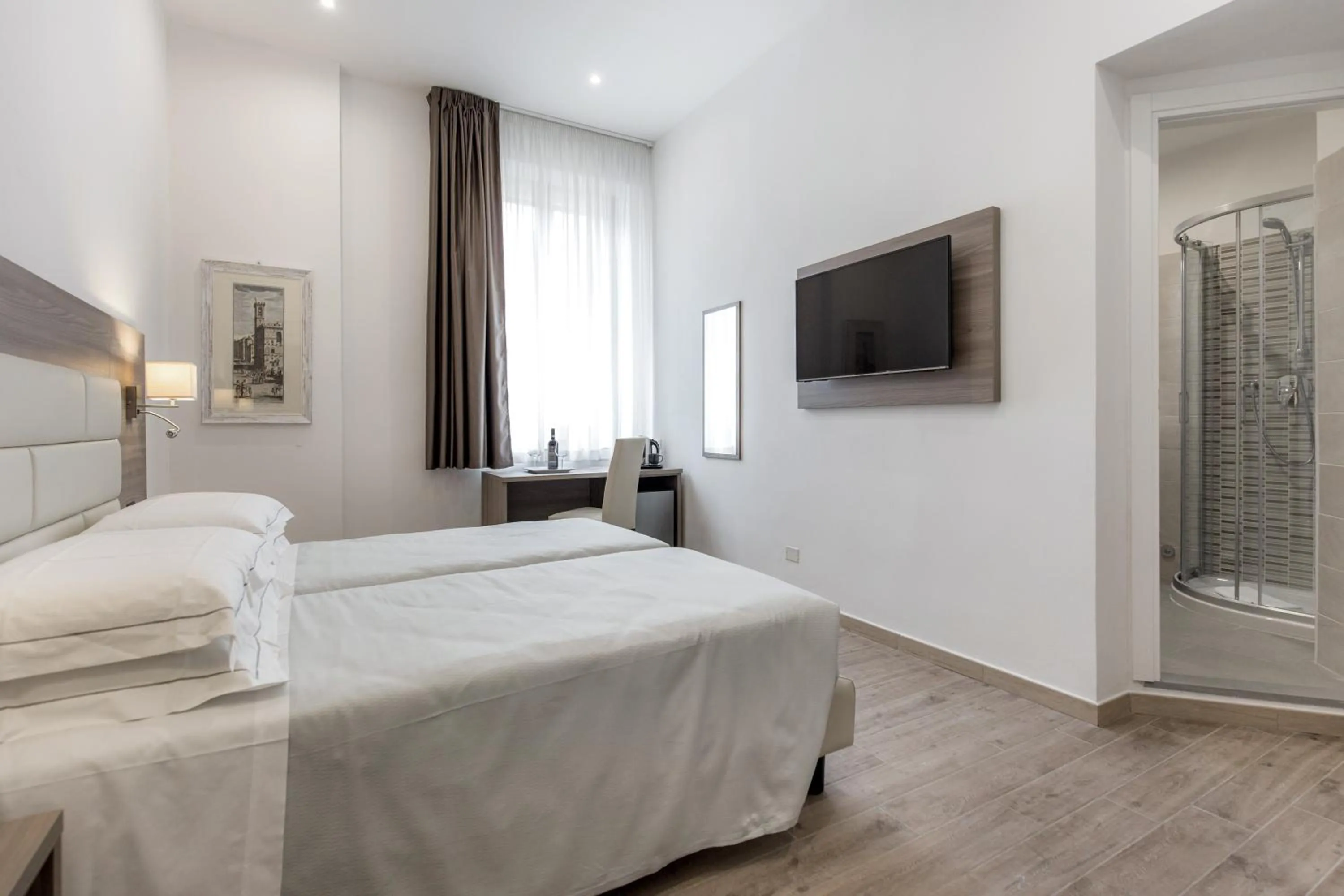 Bedroom, Bed in Apollo Guest House