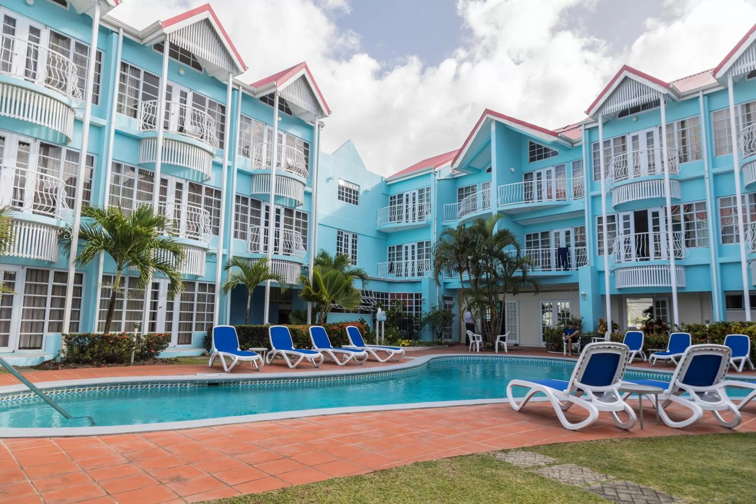 Pool view in Bay Gardens Marina Haven