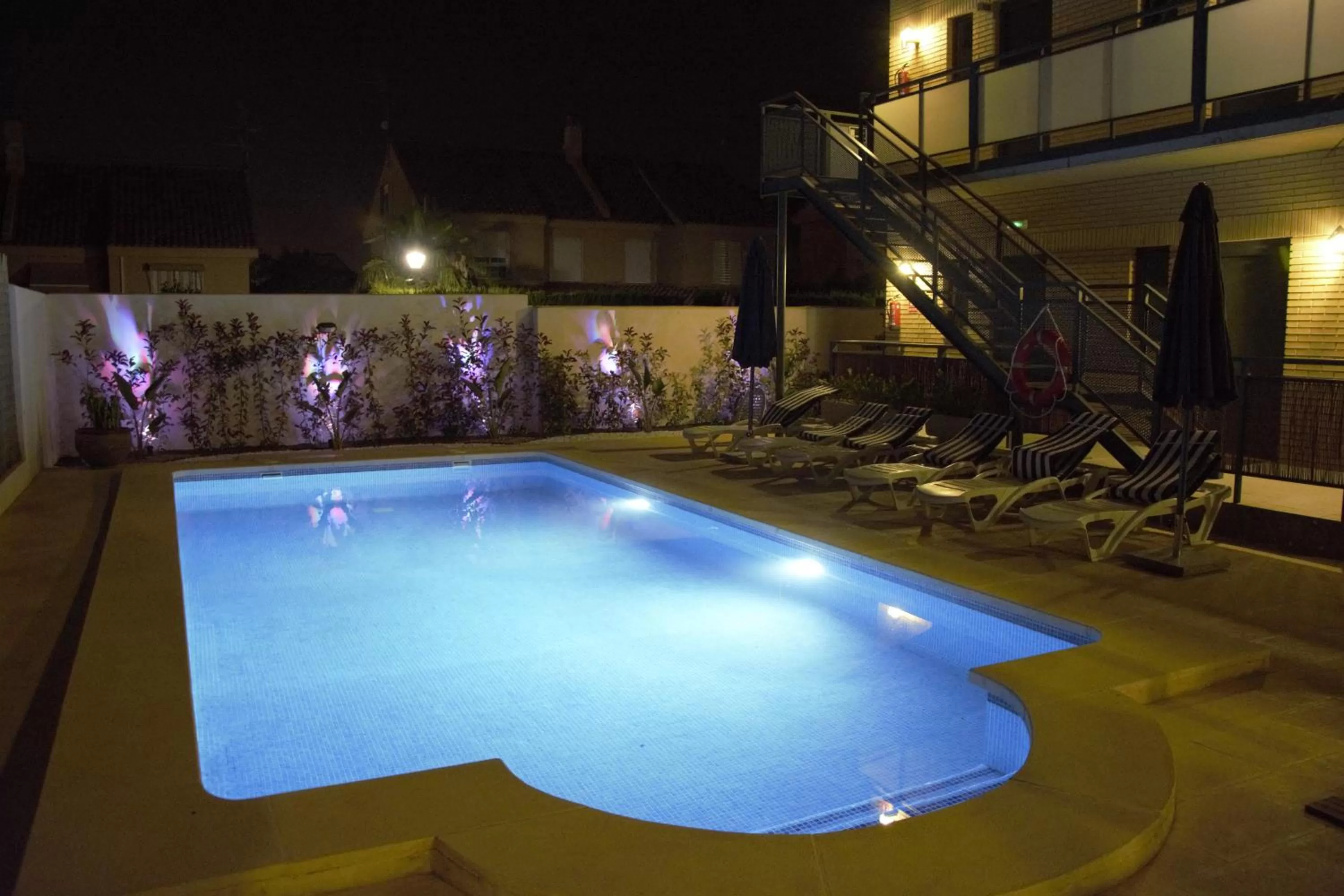 Swimming pool in Hotel Vista al Sol