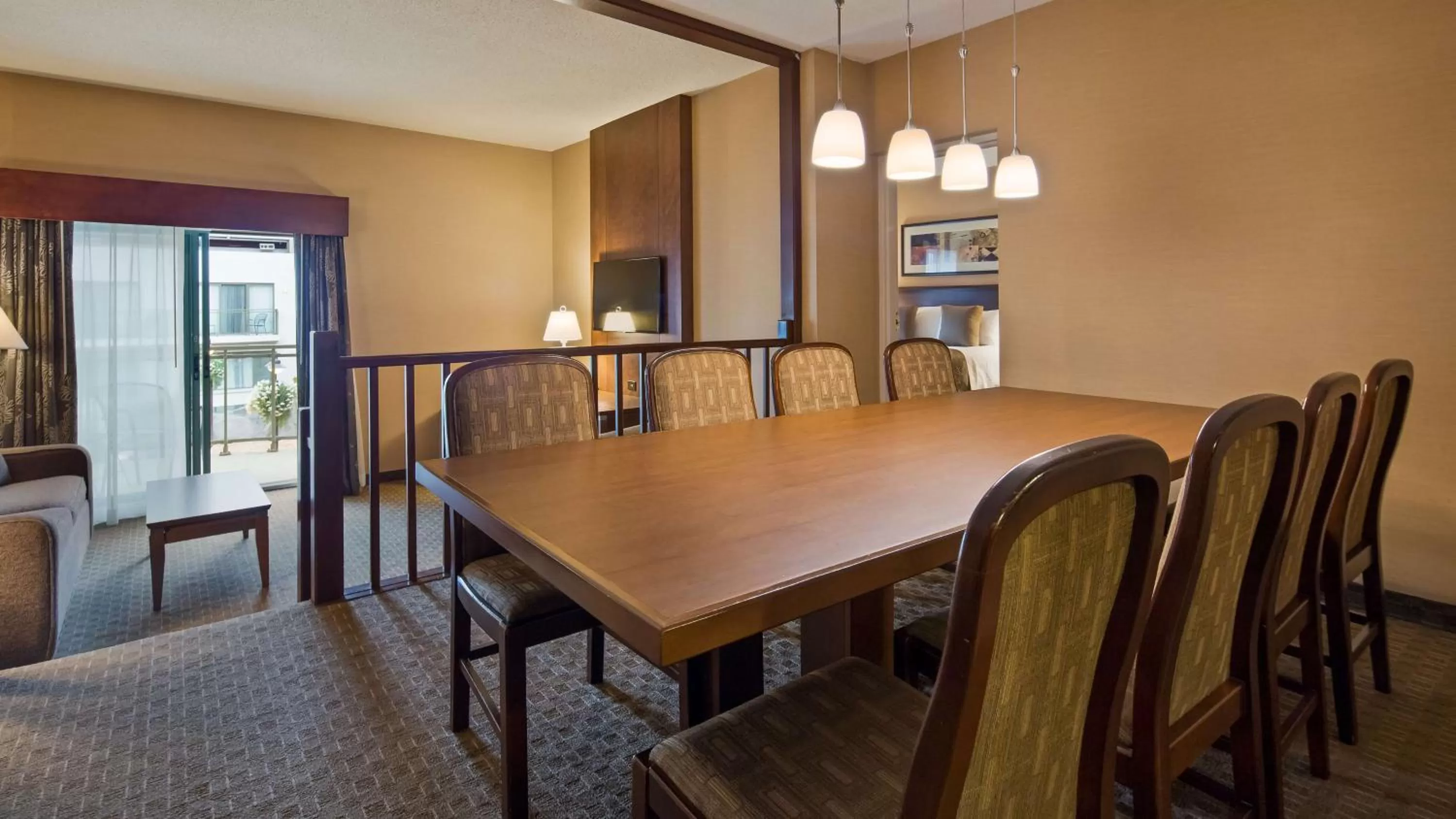 Photo of the whole room in Best Western Plus Lamplighter Inn & Conference Centre