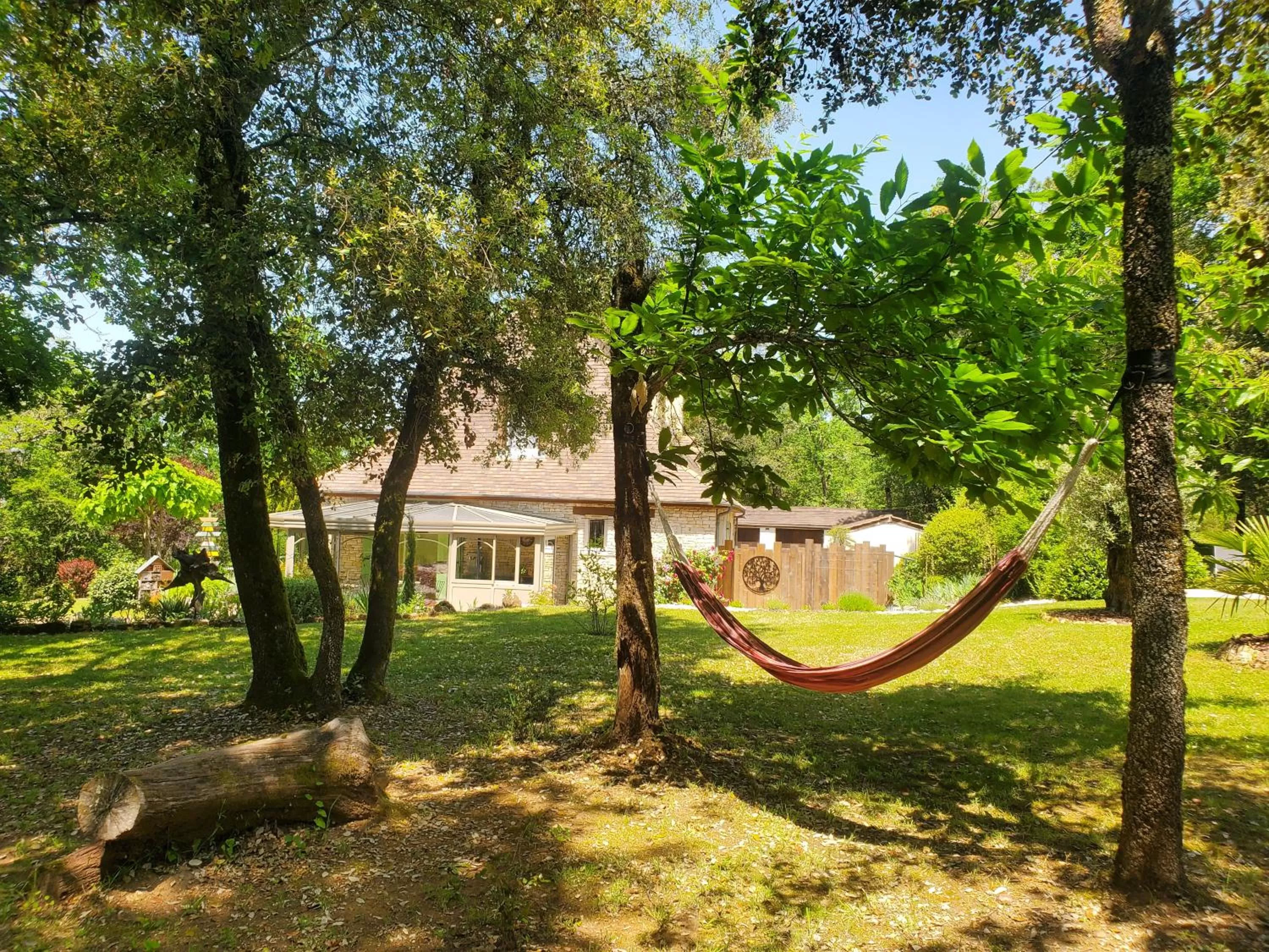 Garden view, Garden in Aux Couleurs d'Esteil