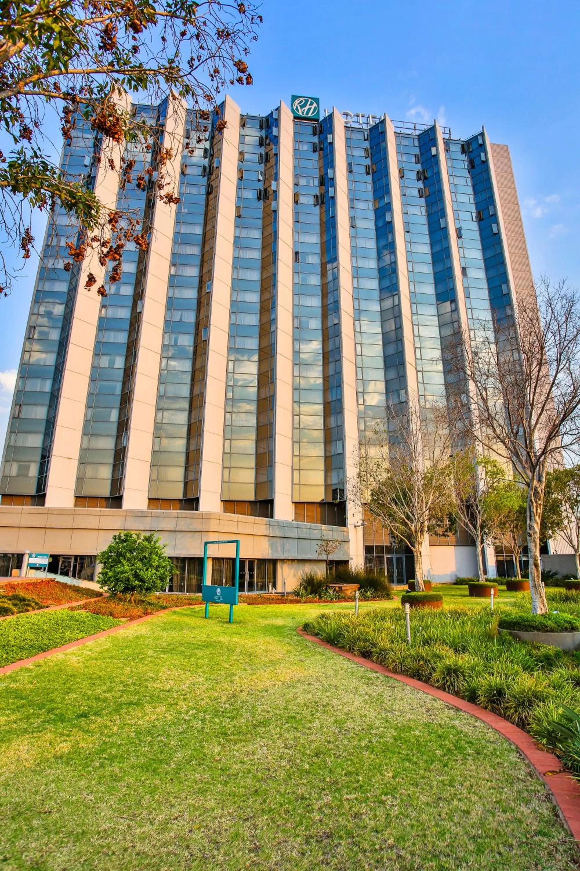 Property building in RH Hotel & Apartments - Pretoria