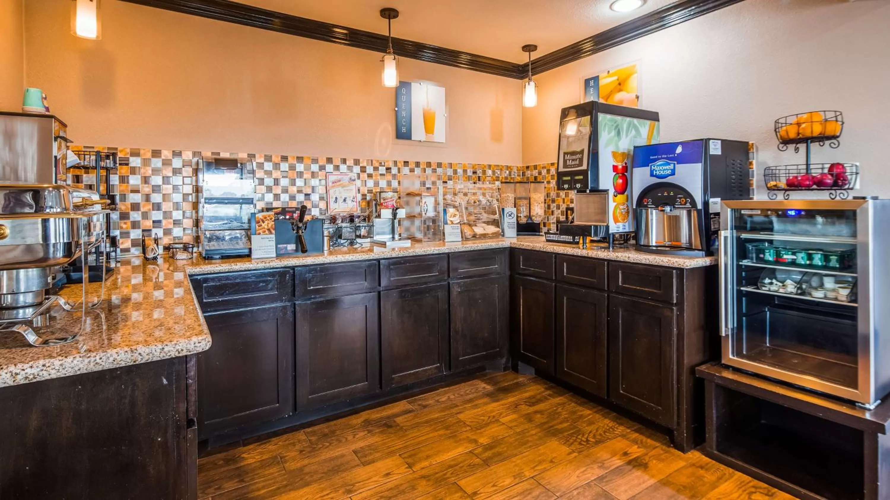 Restaurant/Places to Eat in Best Western Decatur Inn