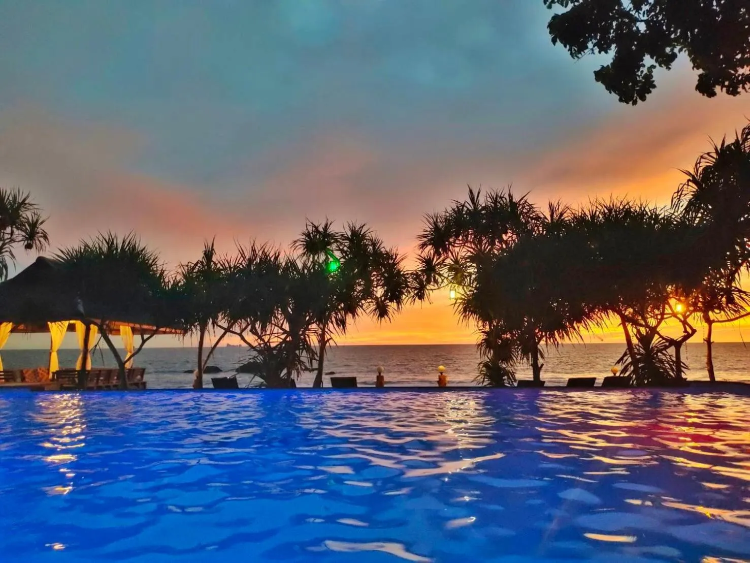 Swimming pool in Lanta Miami Resort - SHA Extra Plus