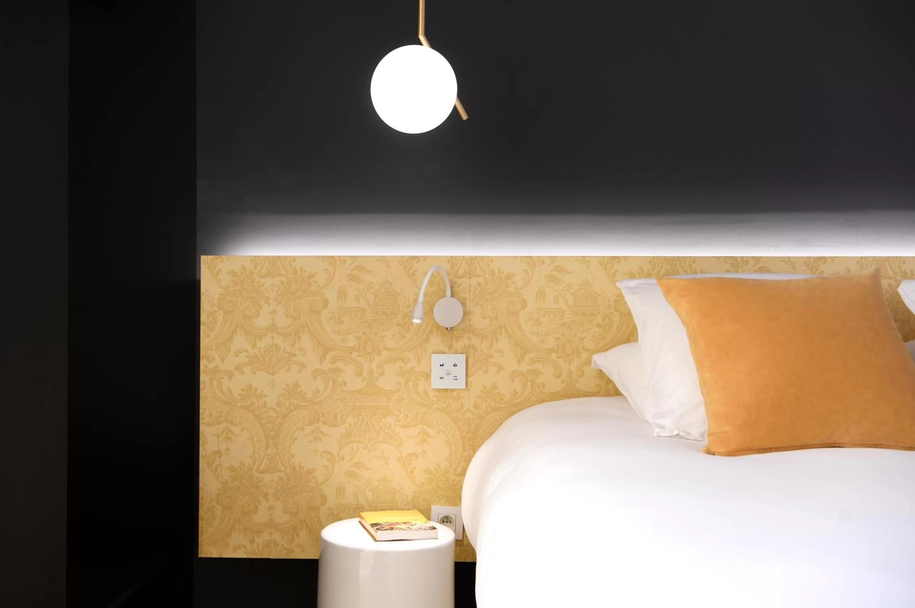 Bed in MiHotel Charité