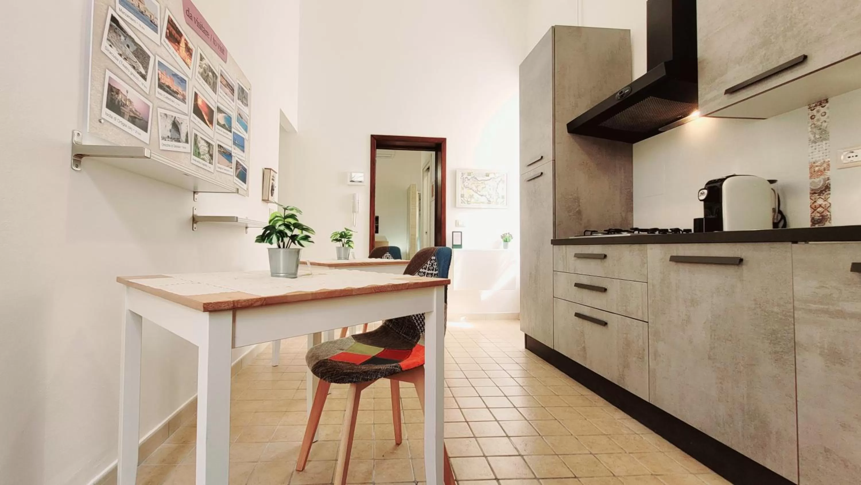 Coffee/tea facilities in Zanzi 's Charming Rooms