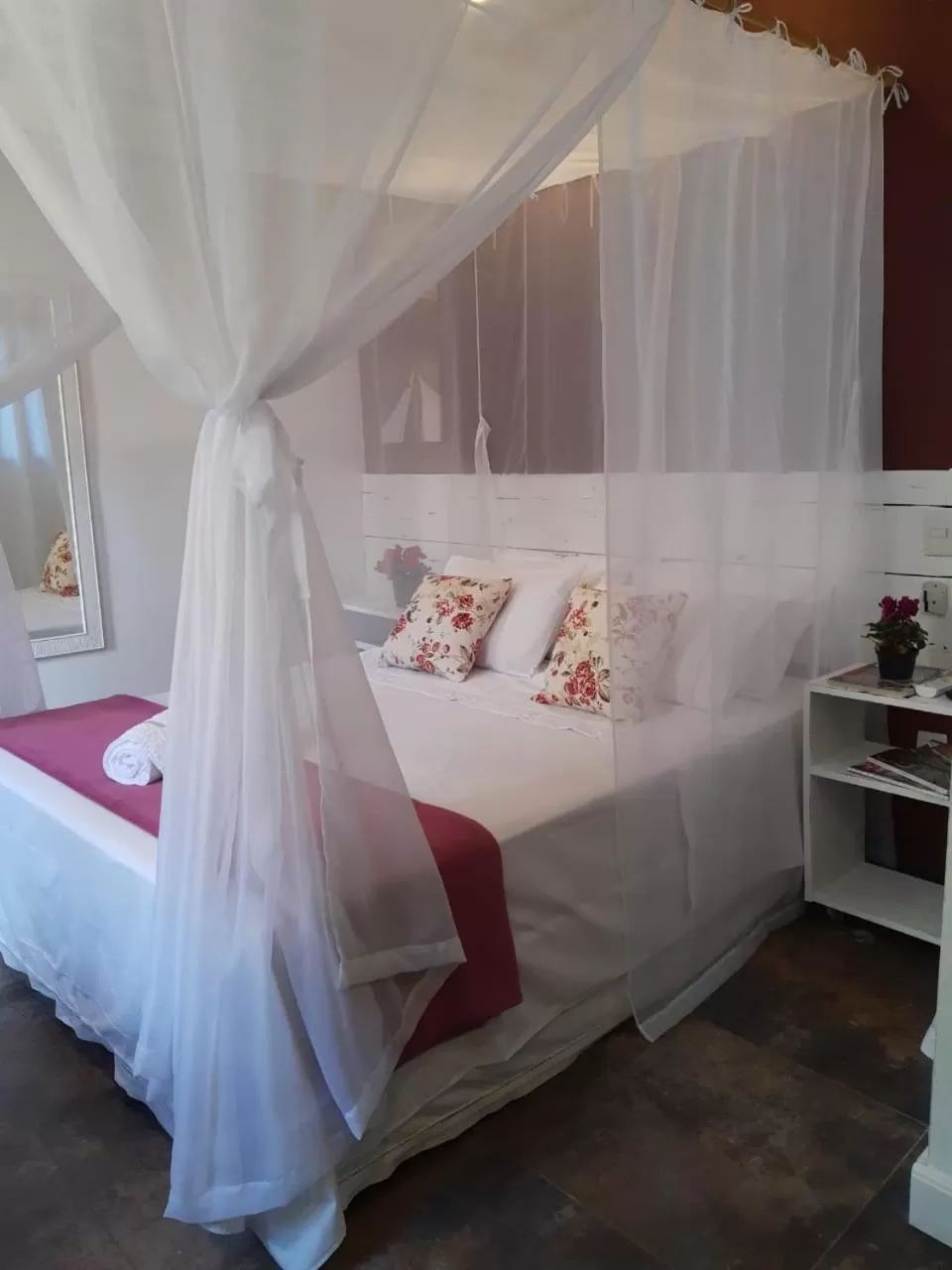 Bed in Magias de Paraty Ecopousada