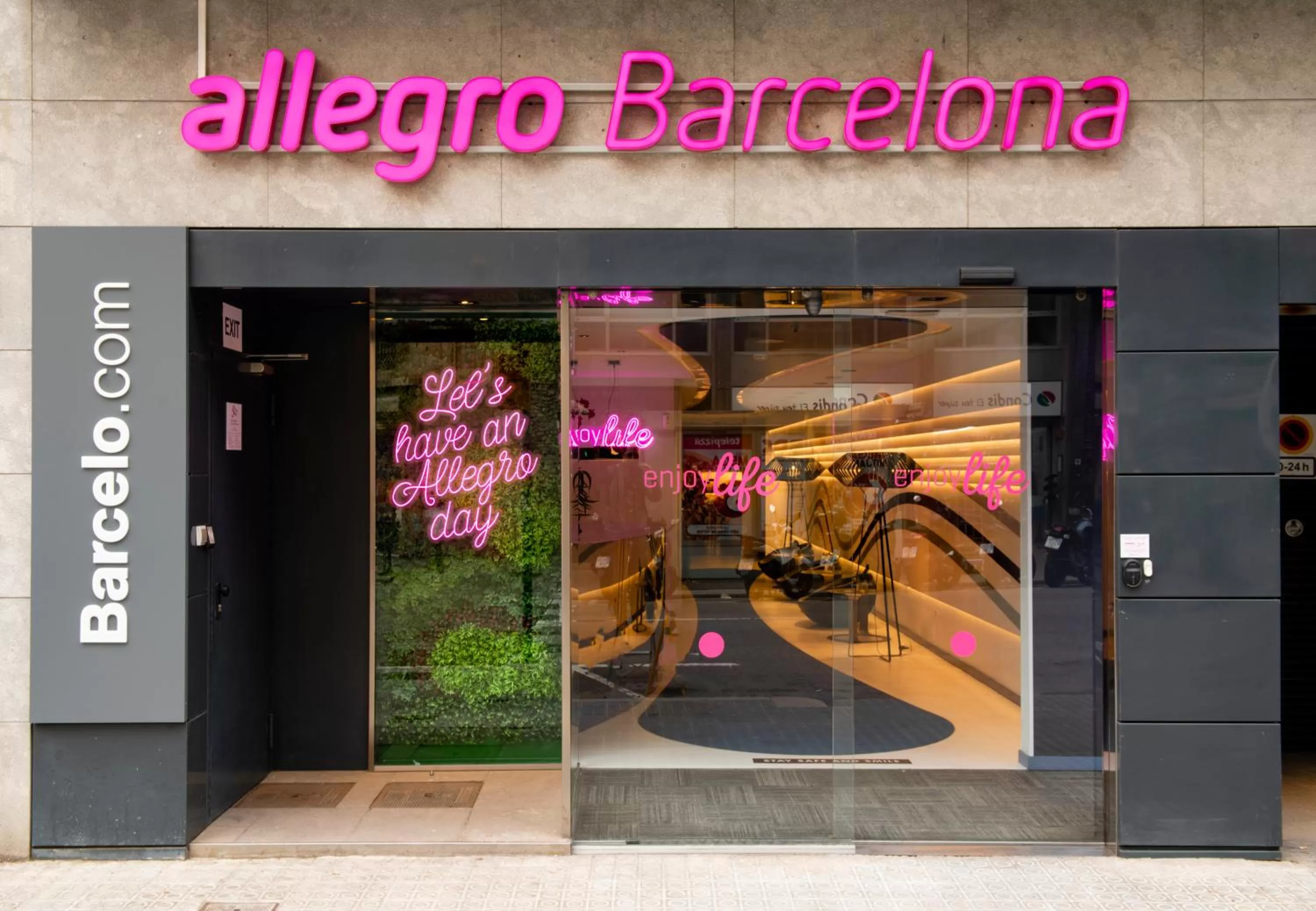Facade/entrance in Allegro Barcelona